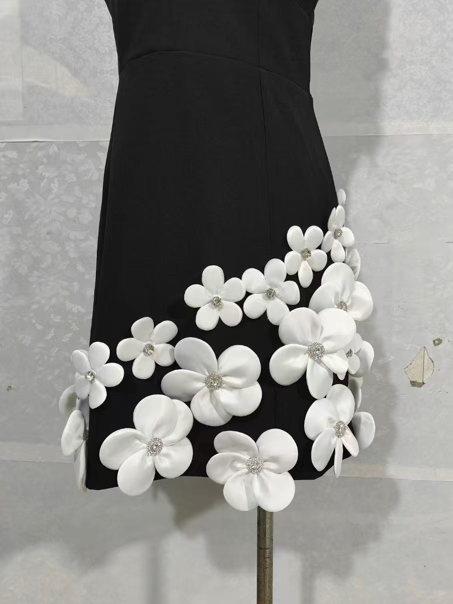 Deep V-neck Patchwork Short Dress