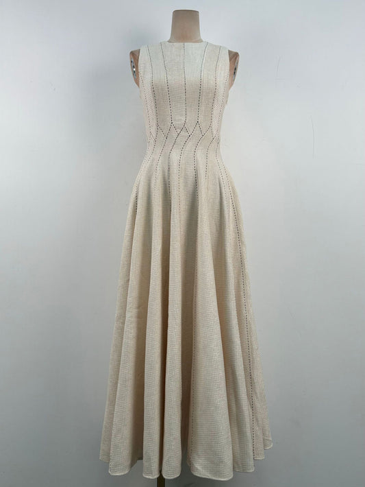 Elegant Minimalist Pleated Sleeveless Maxi Dress