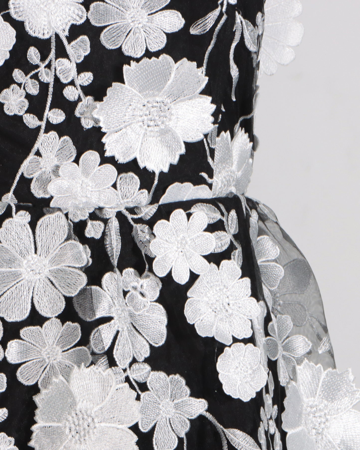 Black & White 3D Floral Strapless Tiered Dress