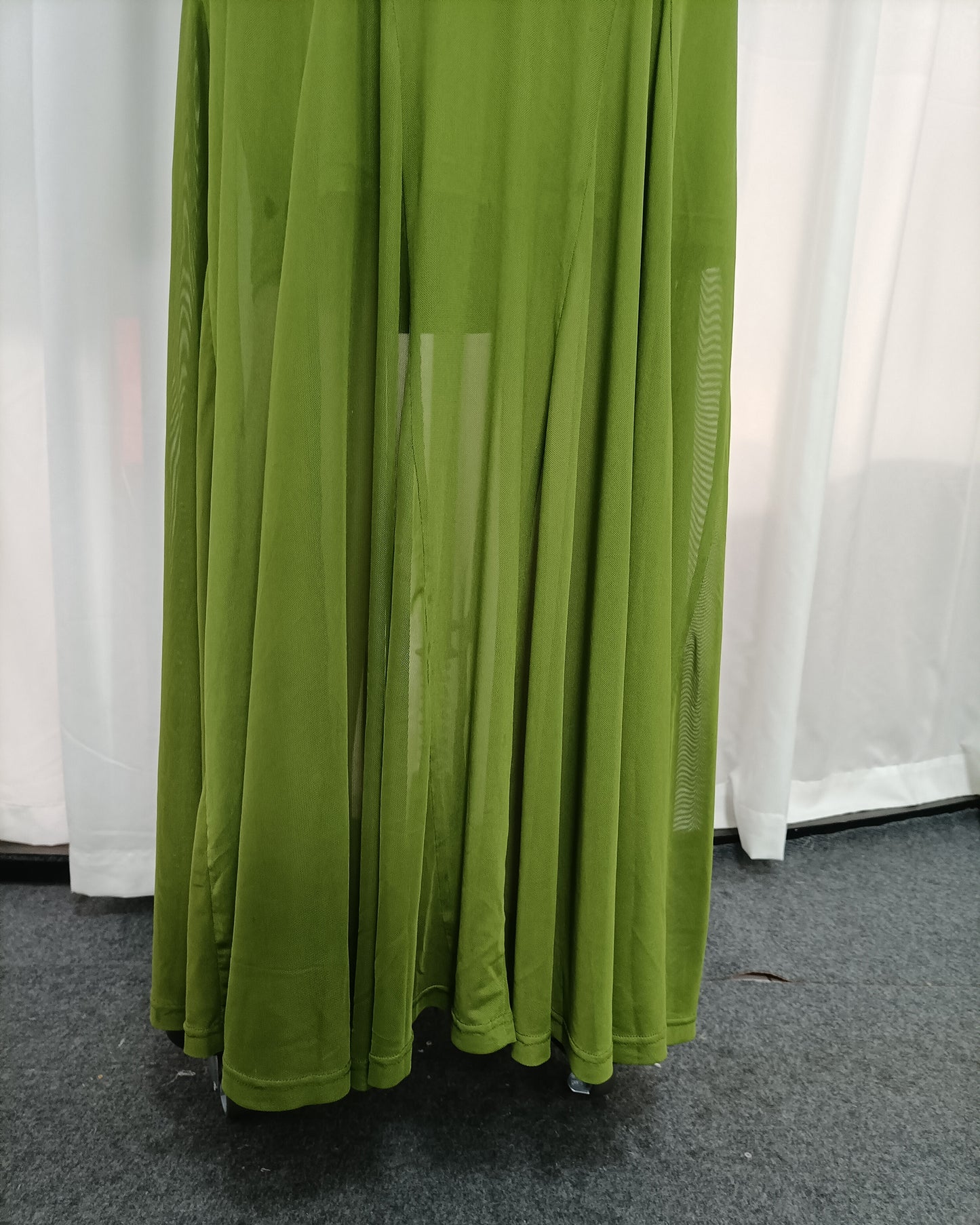 Green Mesh Long Sleeve Twisted Cutout Maxi Dress