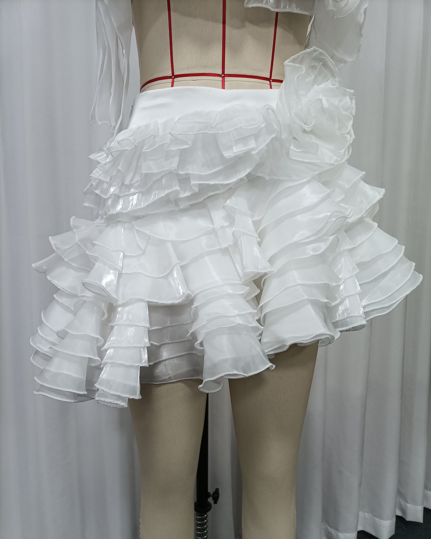 White 3D Flower Ruffle Two-Piece Set