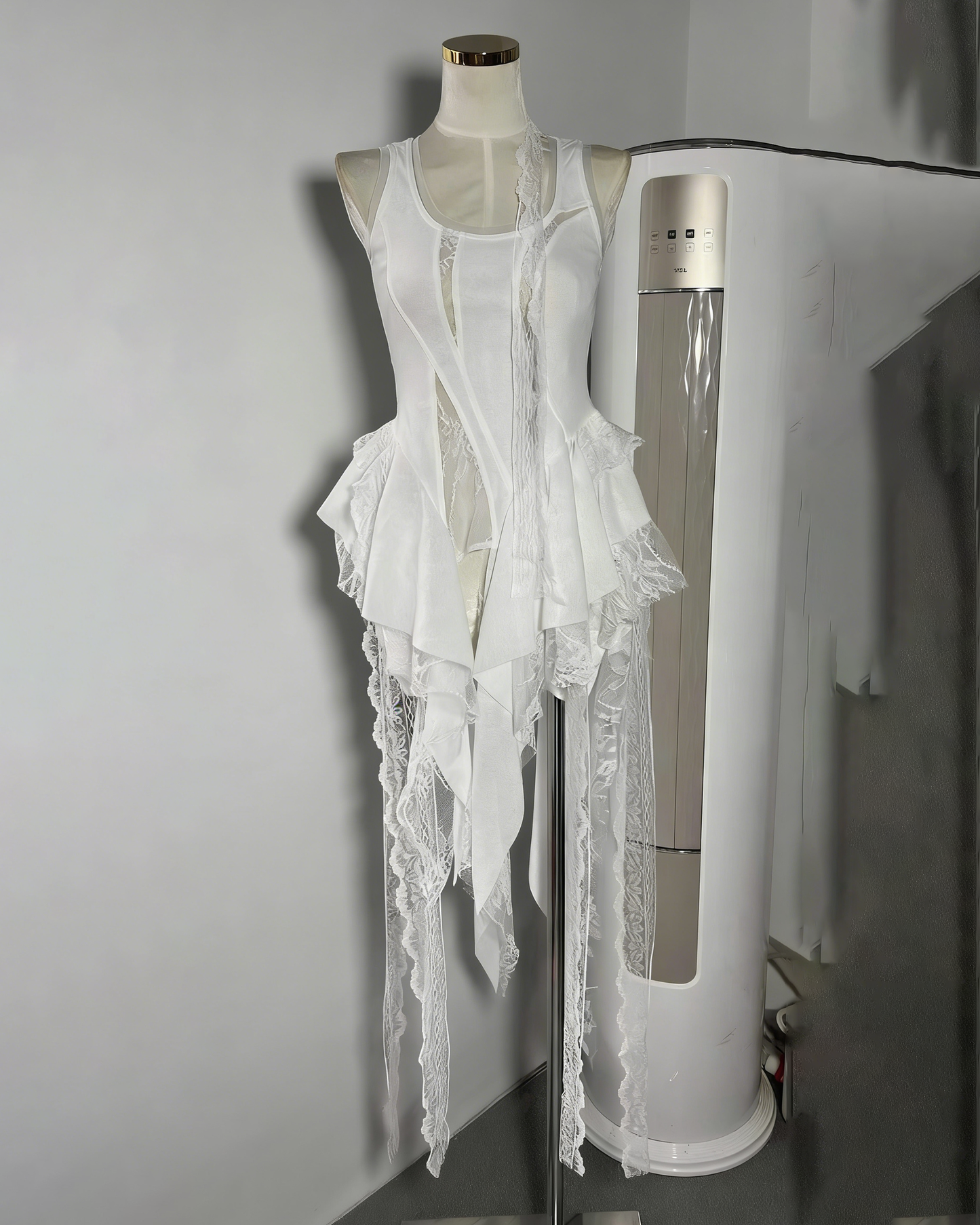 White Patchwork Lace Irregular Vest
