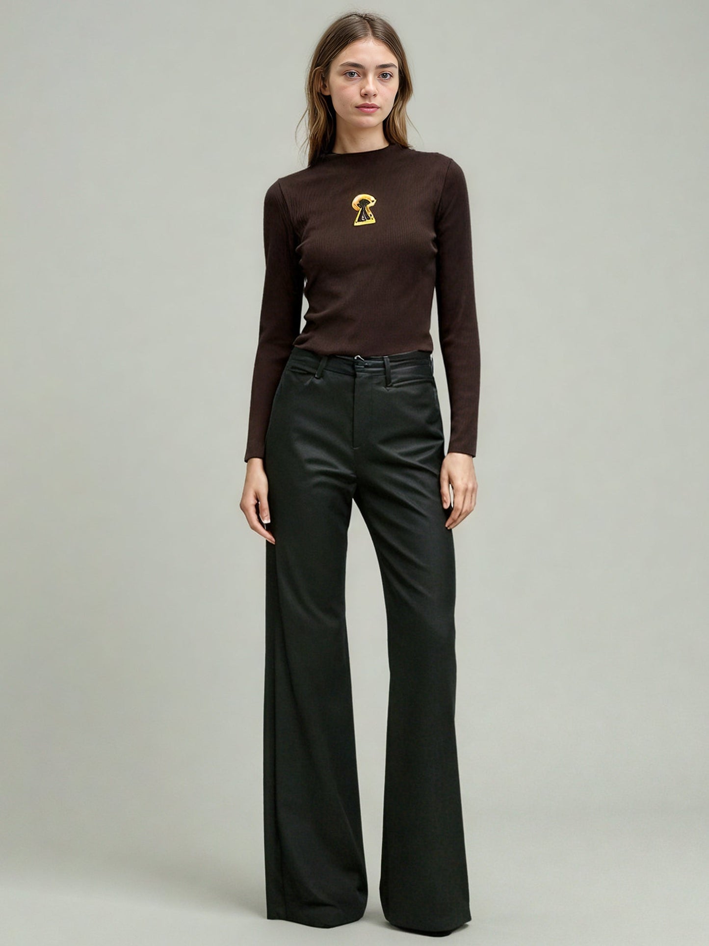 Coffee Ribbed Sweater with Gold Keyhole Embellishment - SISPELL