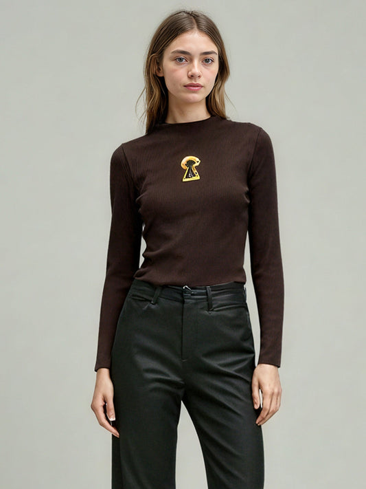 Coffee Ribbed Sweater with Gold Keyhole Embellishment - SISPELL