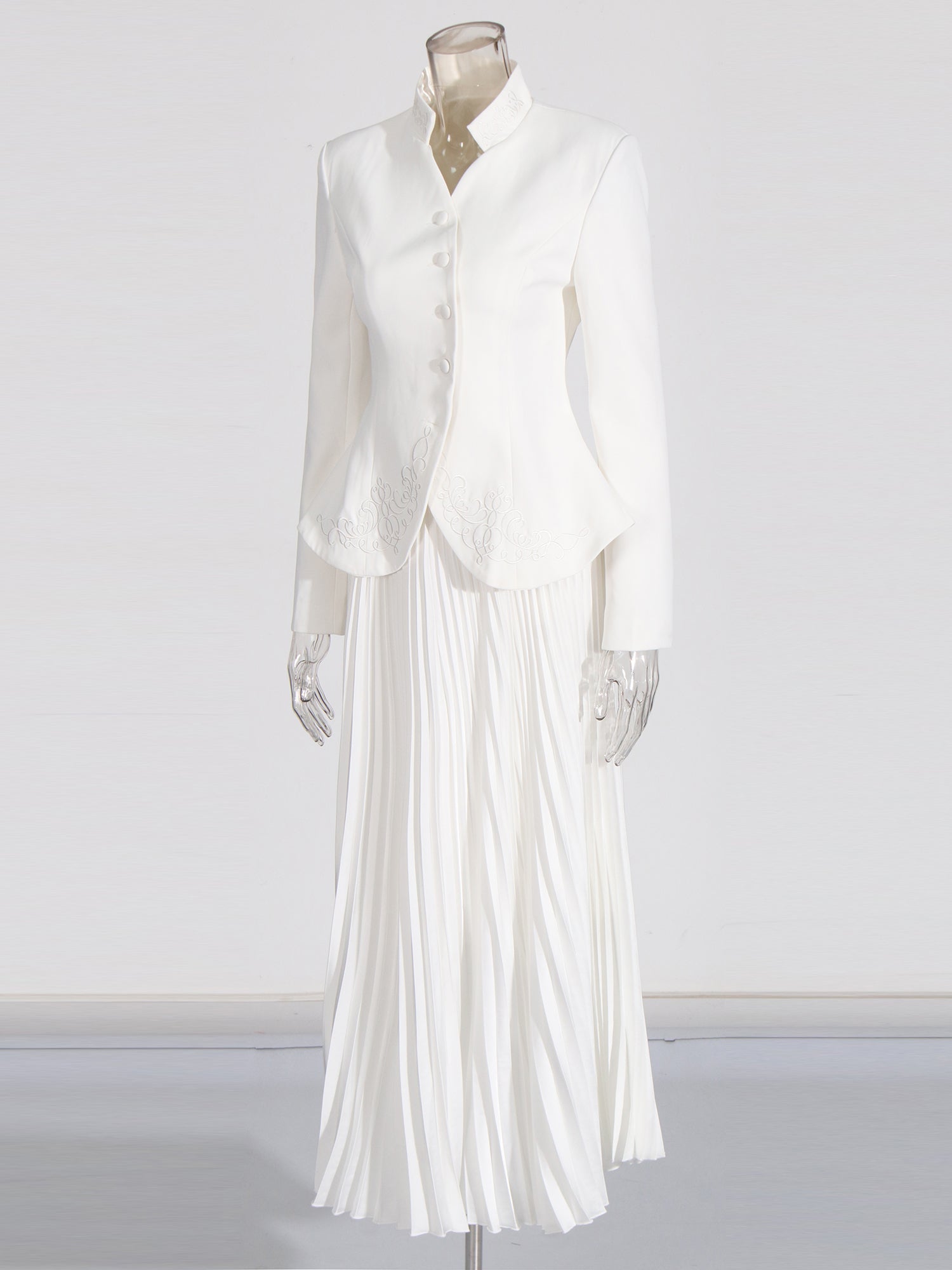 Elegant White Embroidered Jacket and Pleated Maxi Skirt Suit - SISPELL