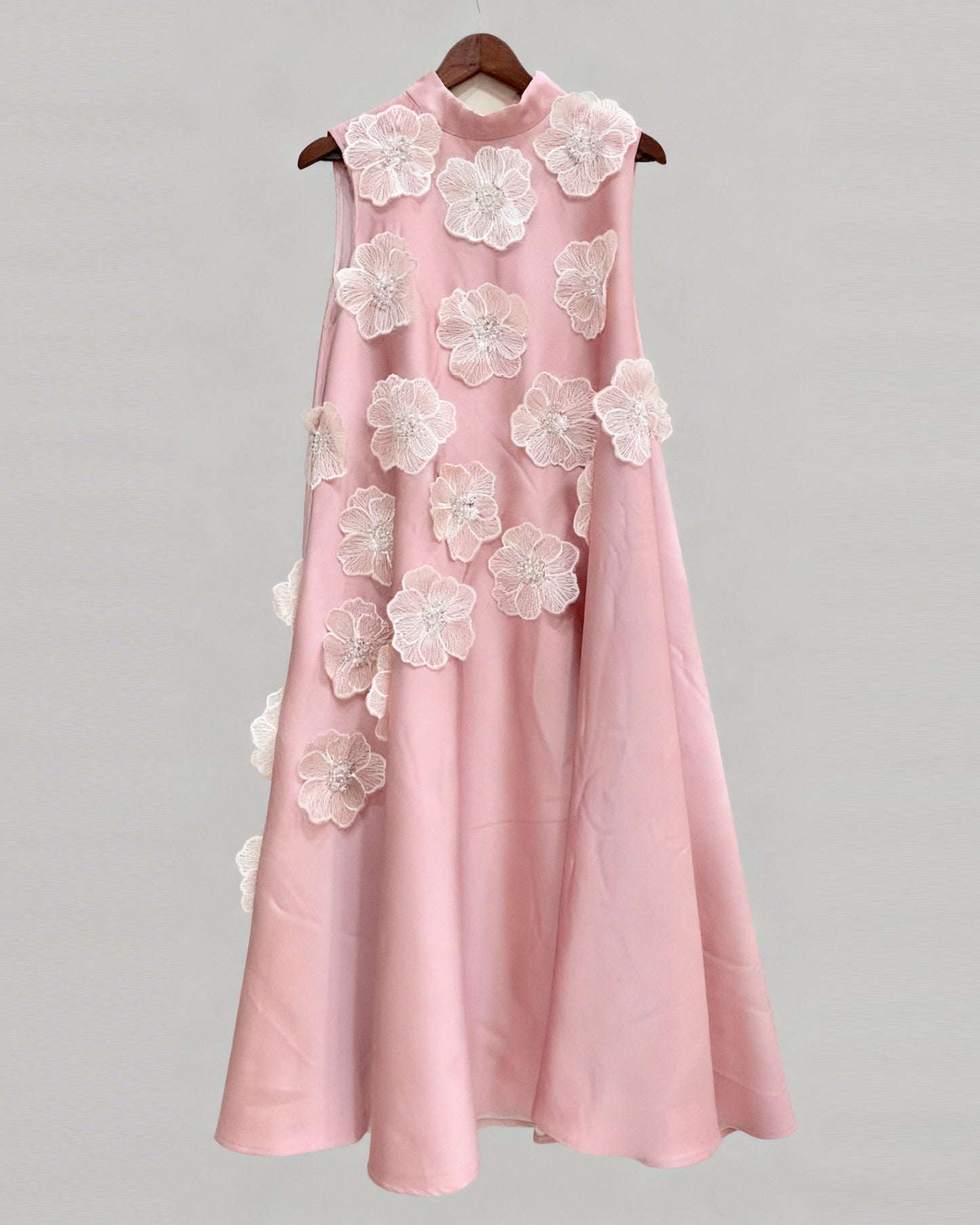 Pink Sleeveless Midi Dress with Floral Lace & Pearl - SISPELL