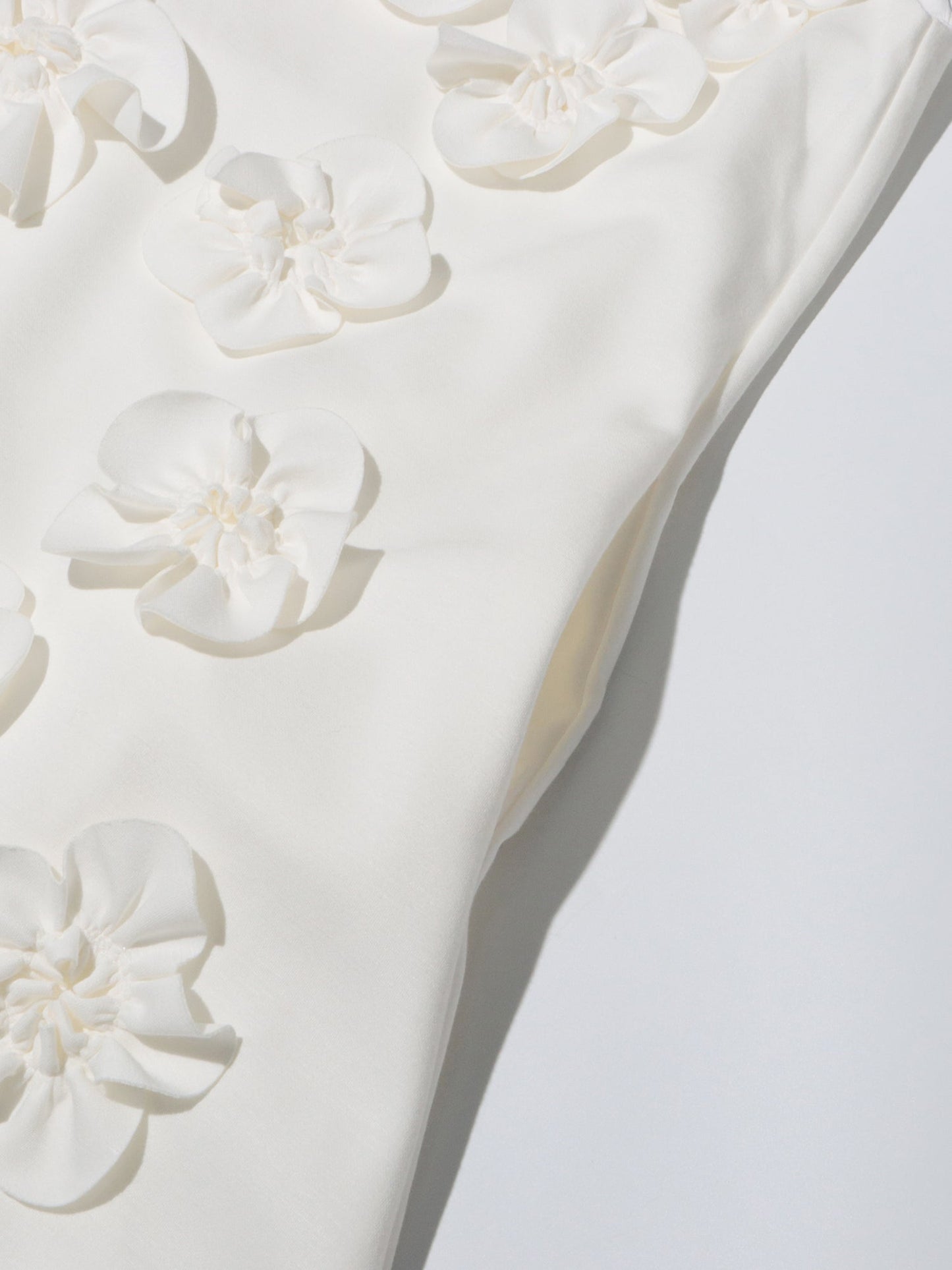 White 3D Floral High Neck Mini Dress - SISPELL