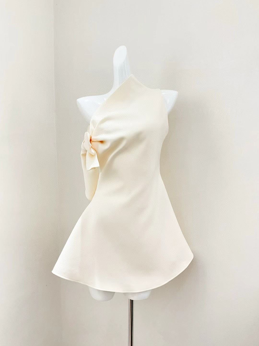 Off Shoulder Solid Short Dress