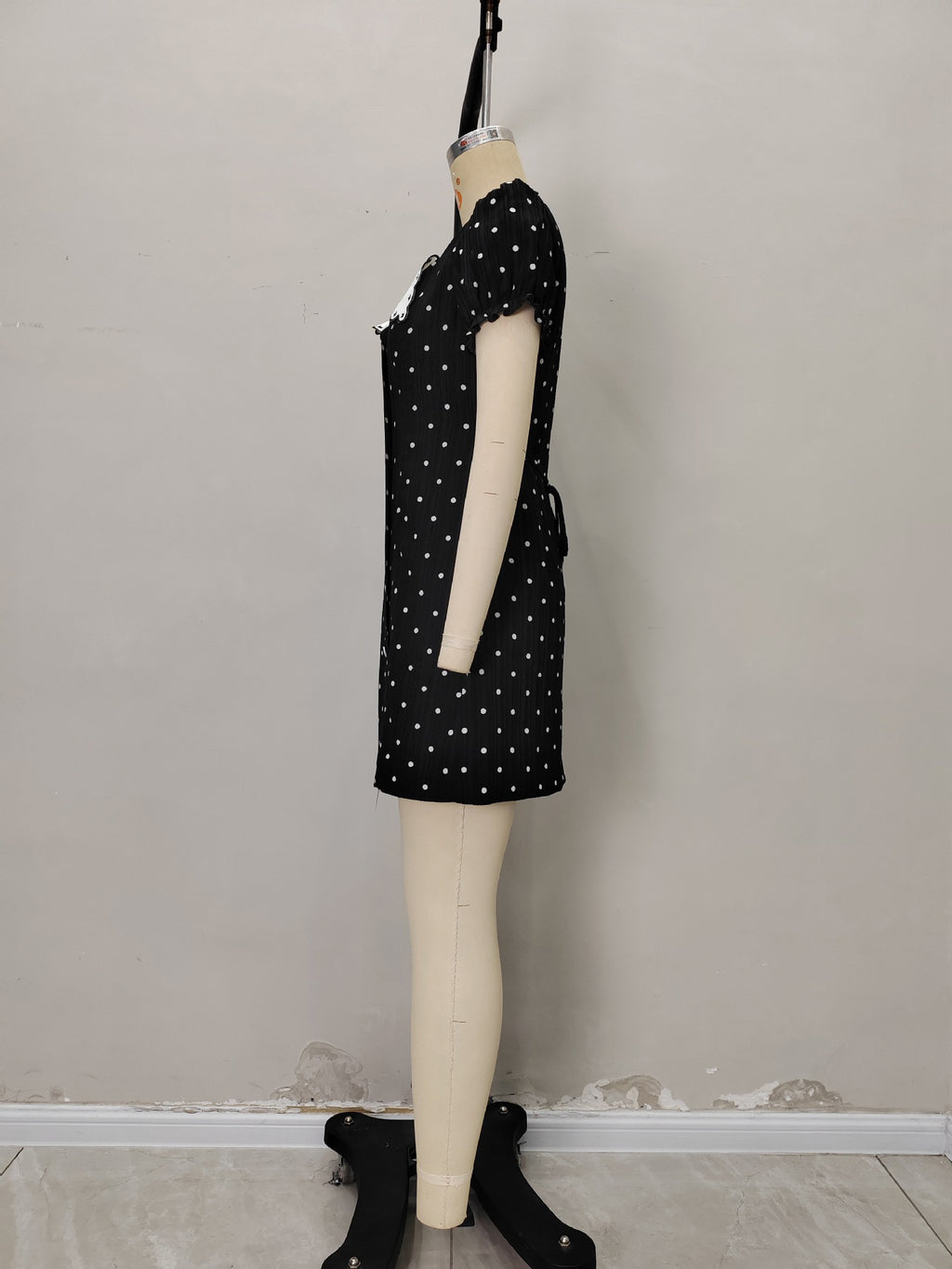 Hit Color Wave Point Short Dress