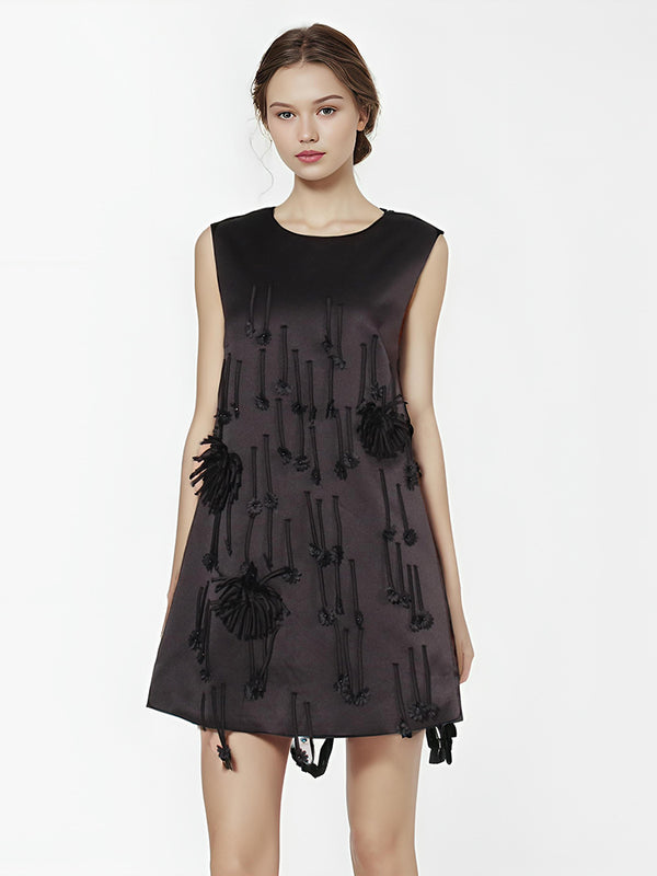 Temperament Spliced Appliques Dress