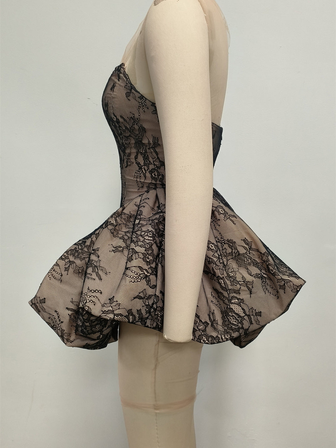 Off Shoulder Lace Short Dress