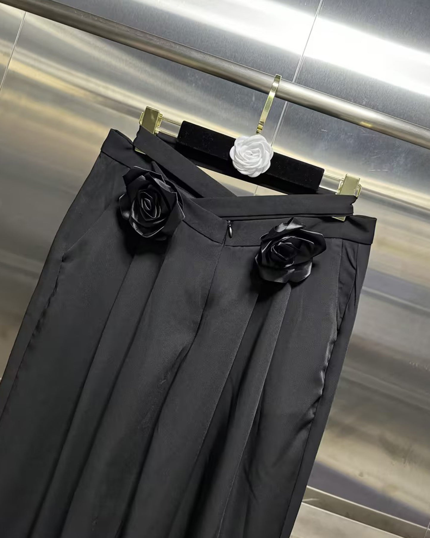 Black Floral Appliqué Wide-Leg Pants