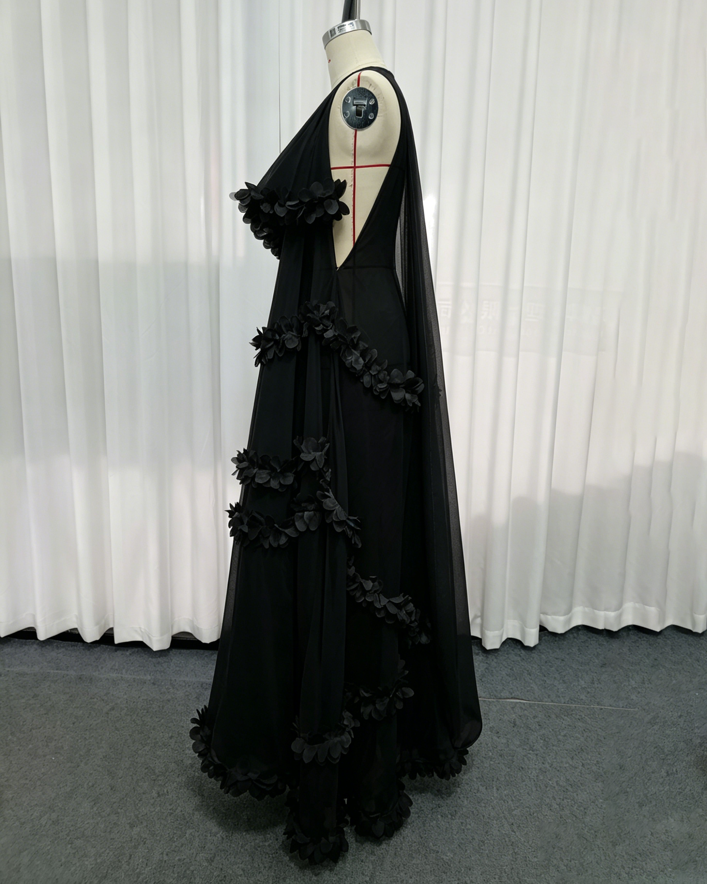 Black Halter Neck Chiffon Spliced Flower Dress