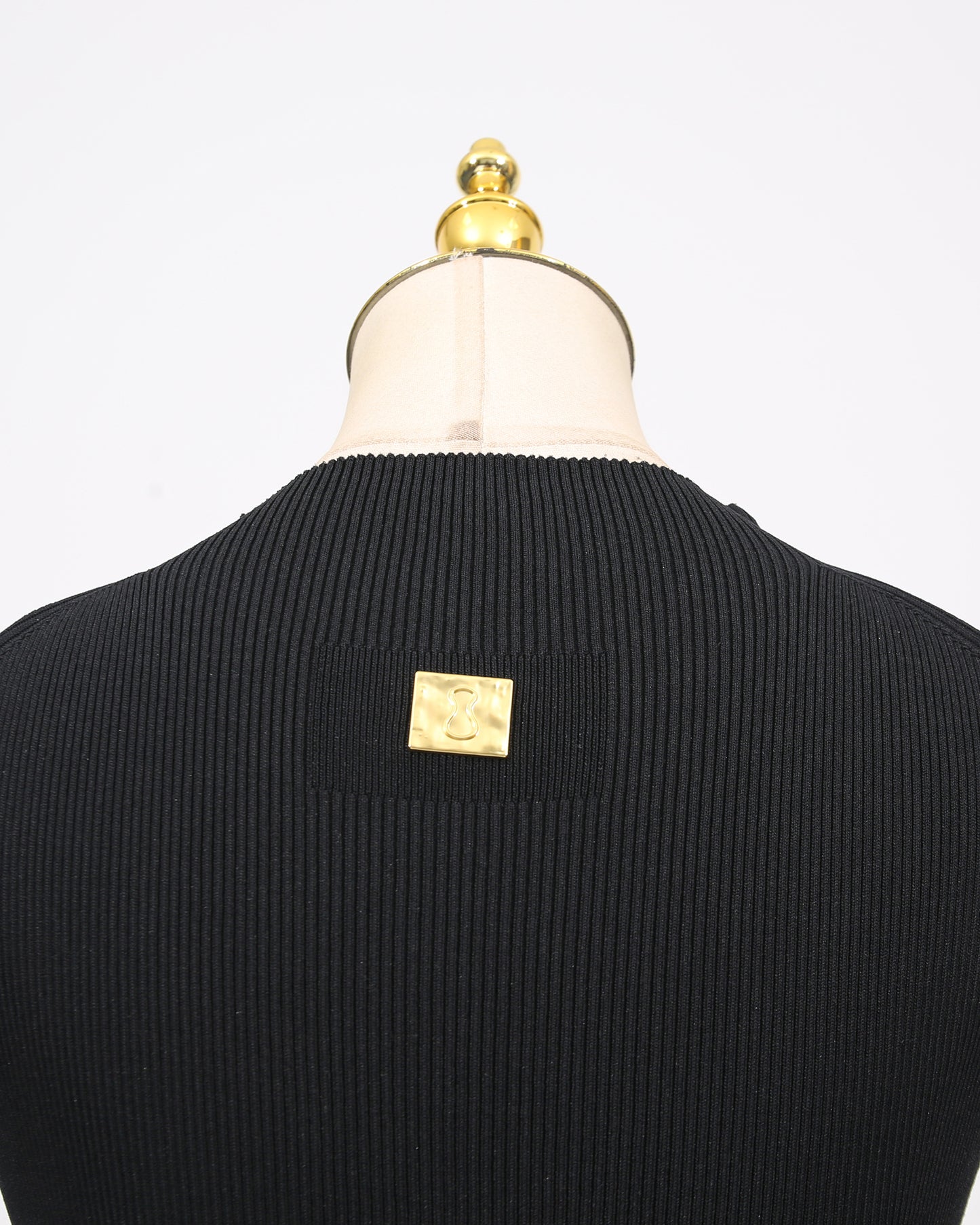 Black Keyhole Sleeveless Knit Dress