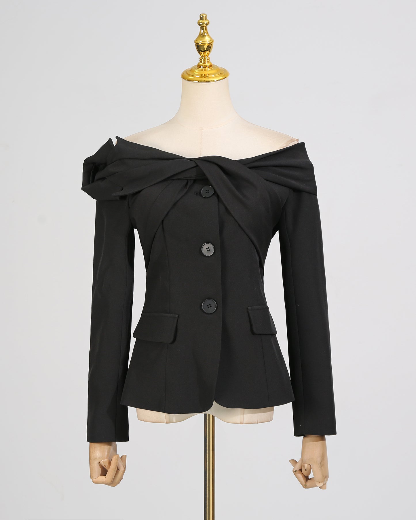 Black Off-Shoulder Fitted Blazer