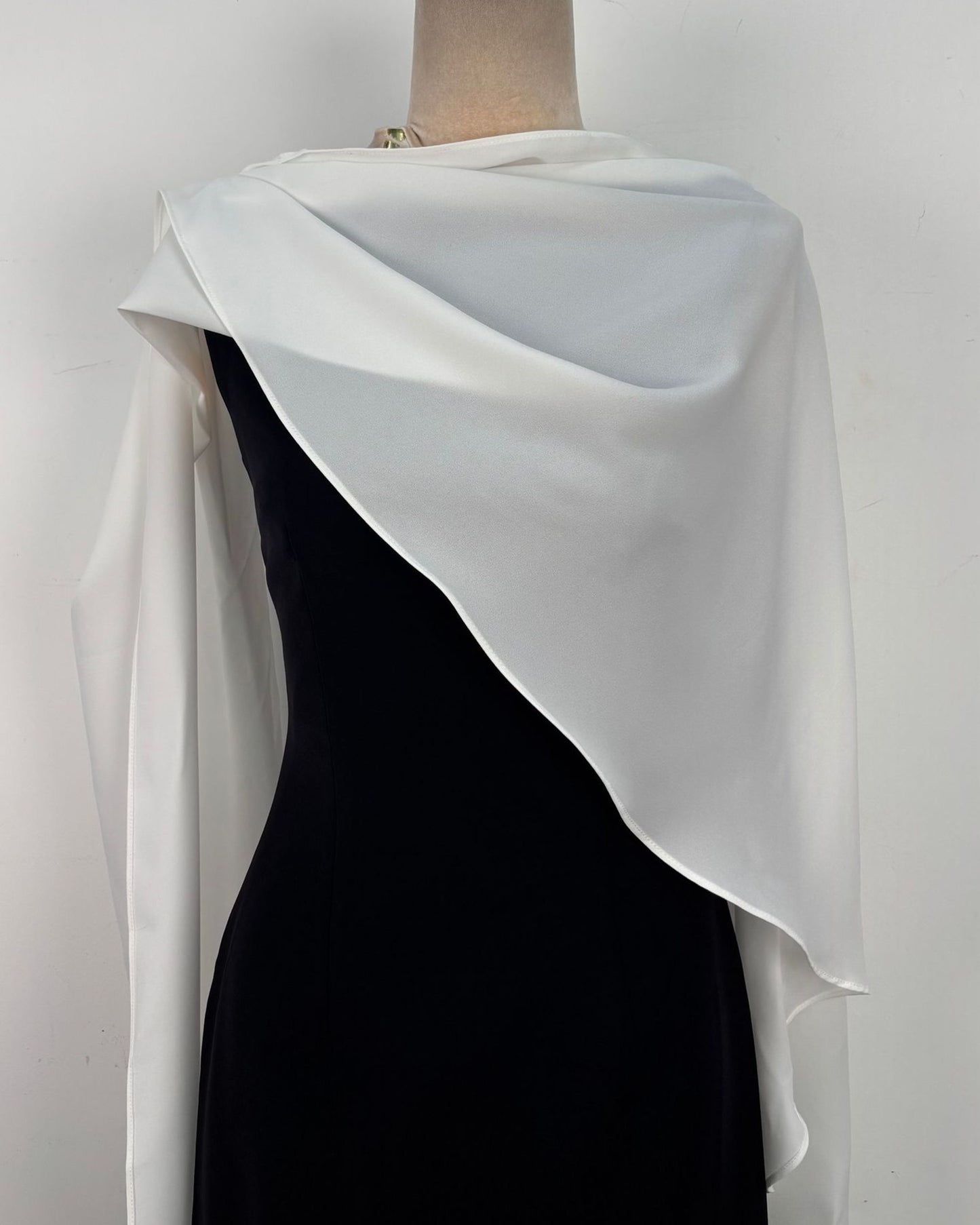 Black White Colorblock Cape Sleeve Maxi Dress