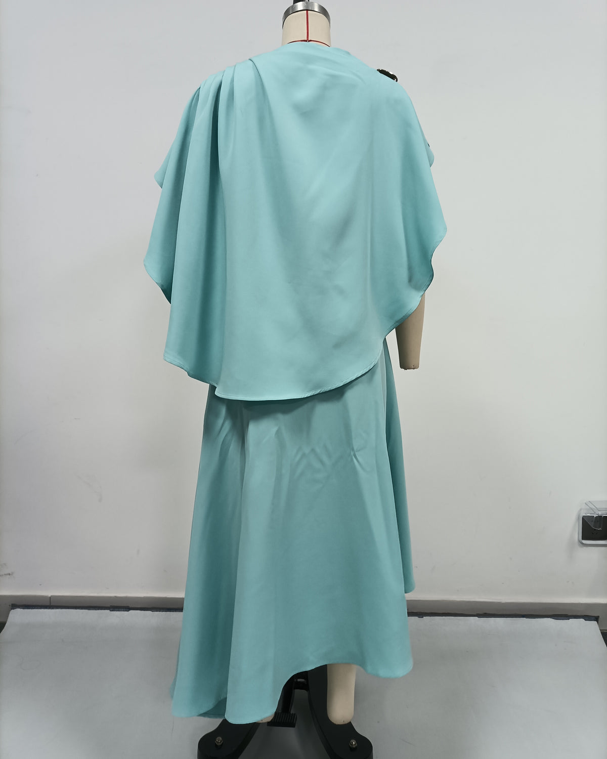 Blue Batwing Sleeve Metal Button Fitted Midi Dress