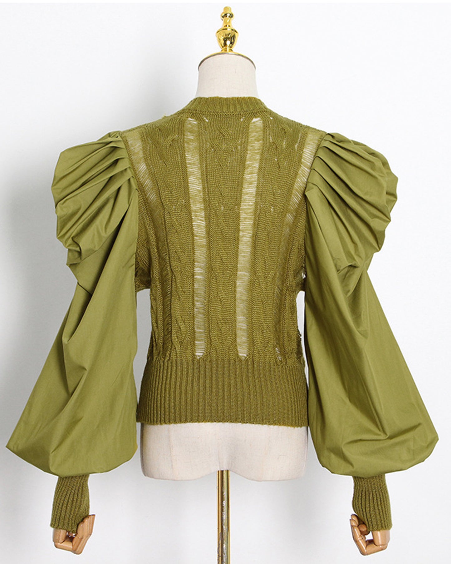 Green Cable-Knit Sweater with Voluminous Puff Sleeves