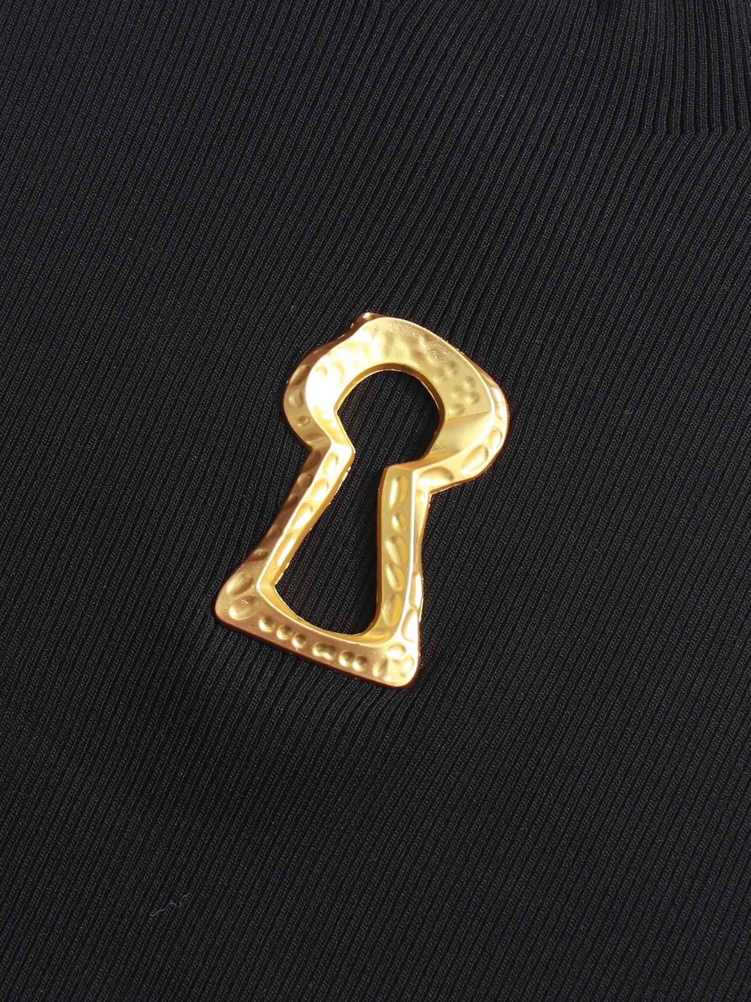 Stylish Black Sleeveless Top with Gold Keyhole Embellishment