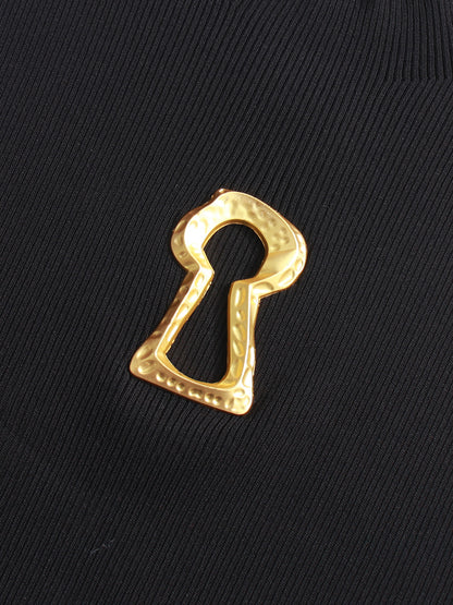 Stylish Black Sleeveless Top with Gold Keyhole Embellishment