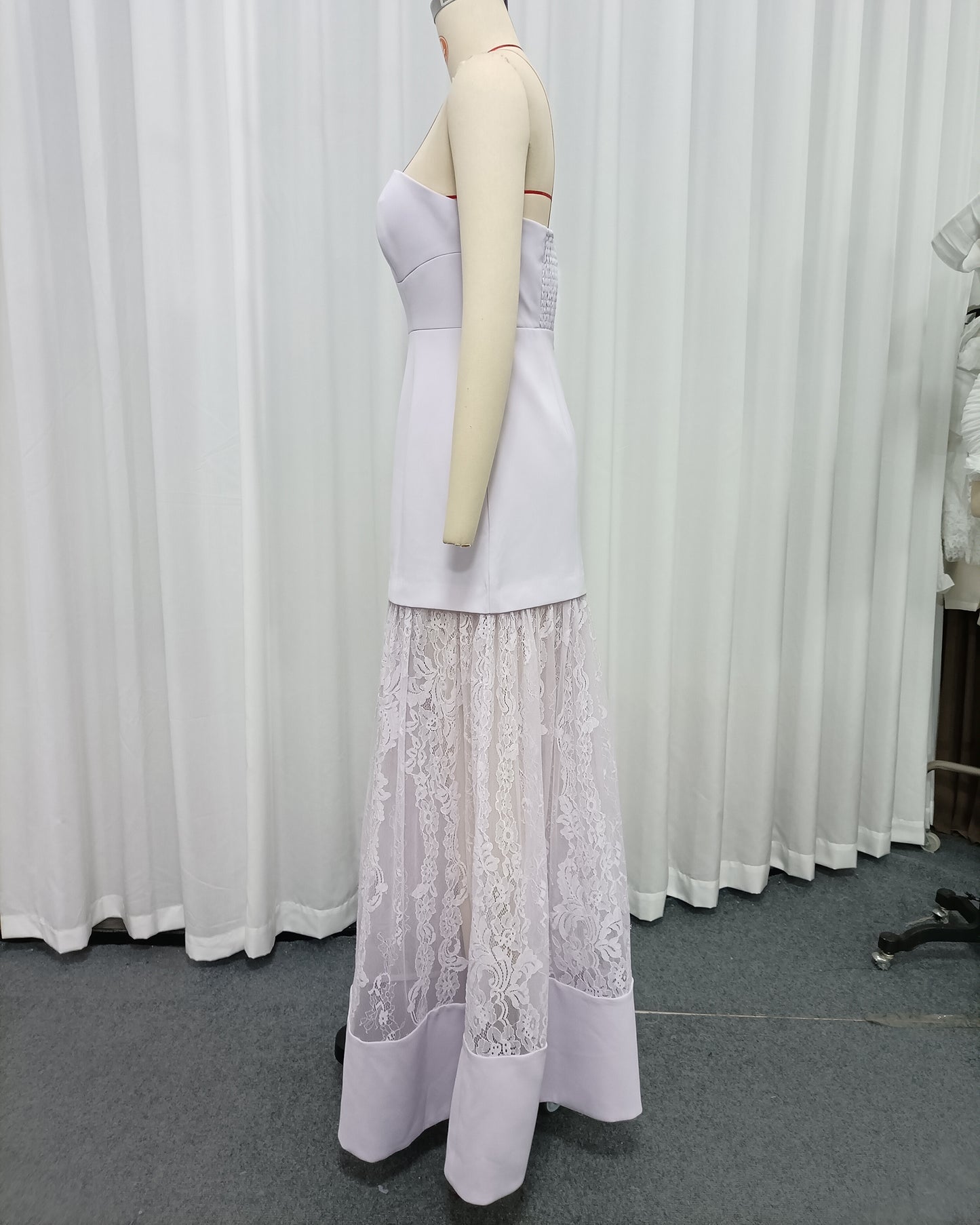 Light Purple Sweetheart Lace Mermaid Gown
