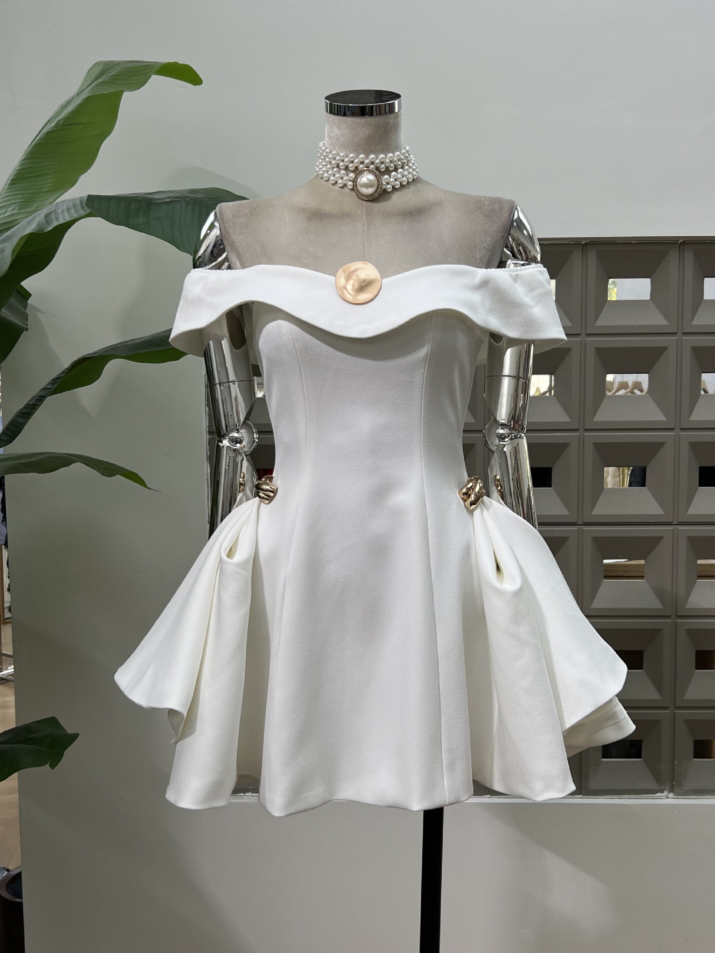 Off Shoulder Pleated Short Dress