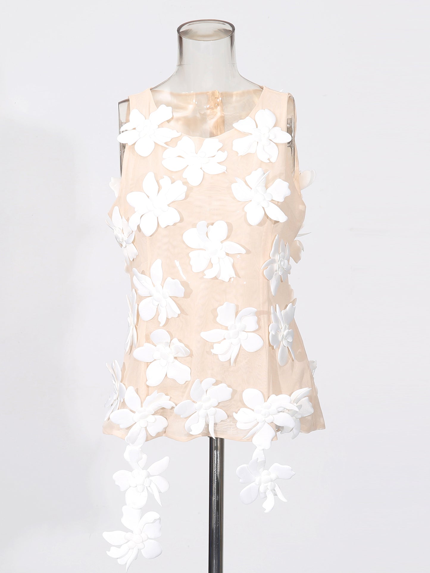 White 3D Floral Appliqué Sleeveless Top