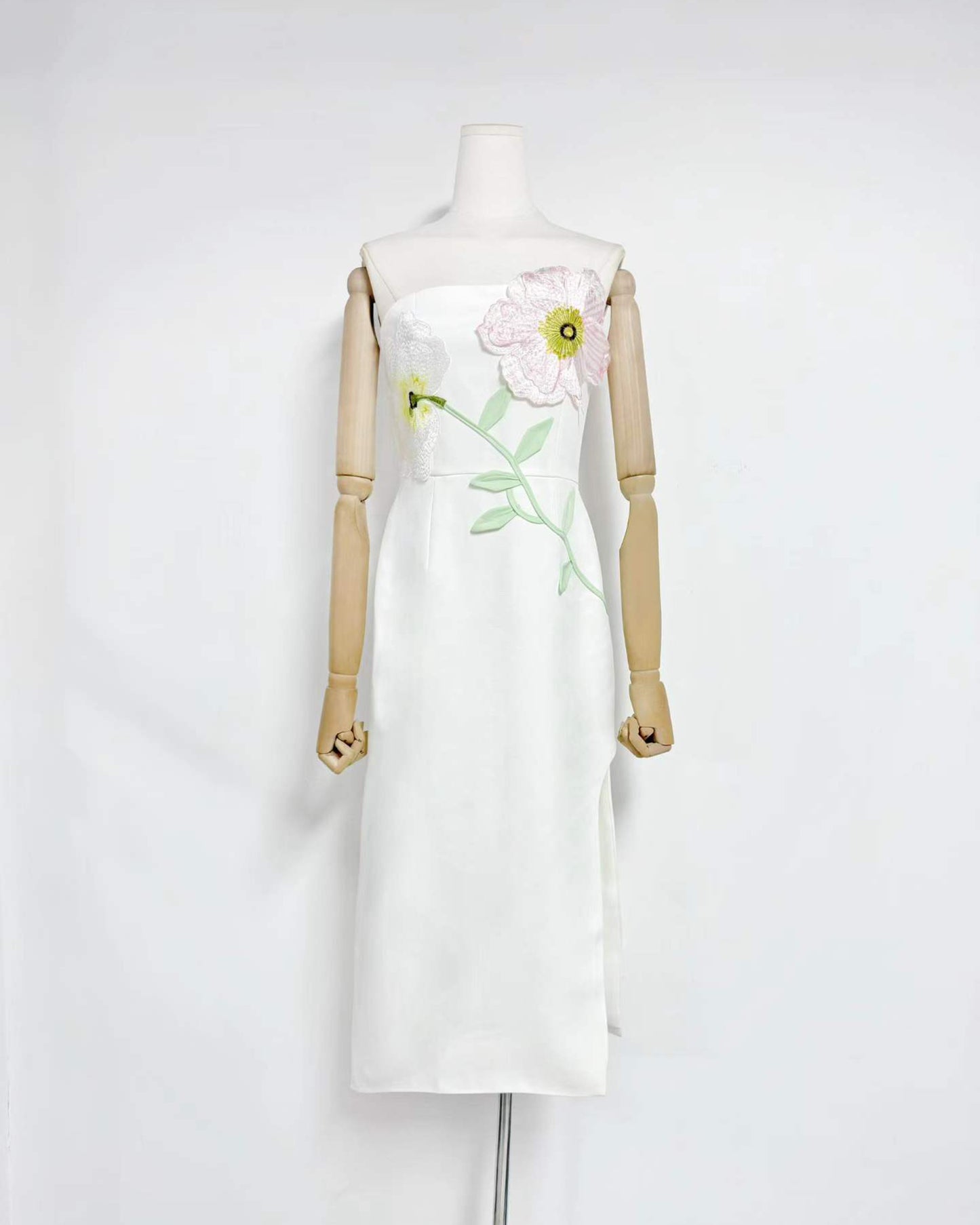 White 3D Floral Applique Strapless Midi Dress