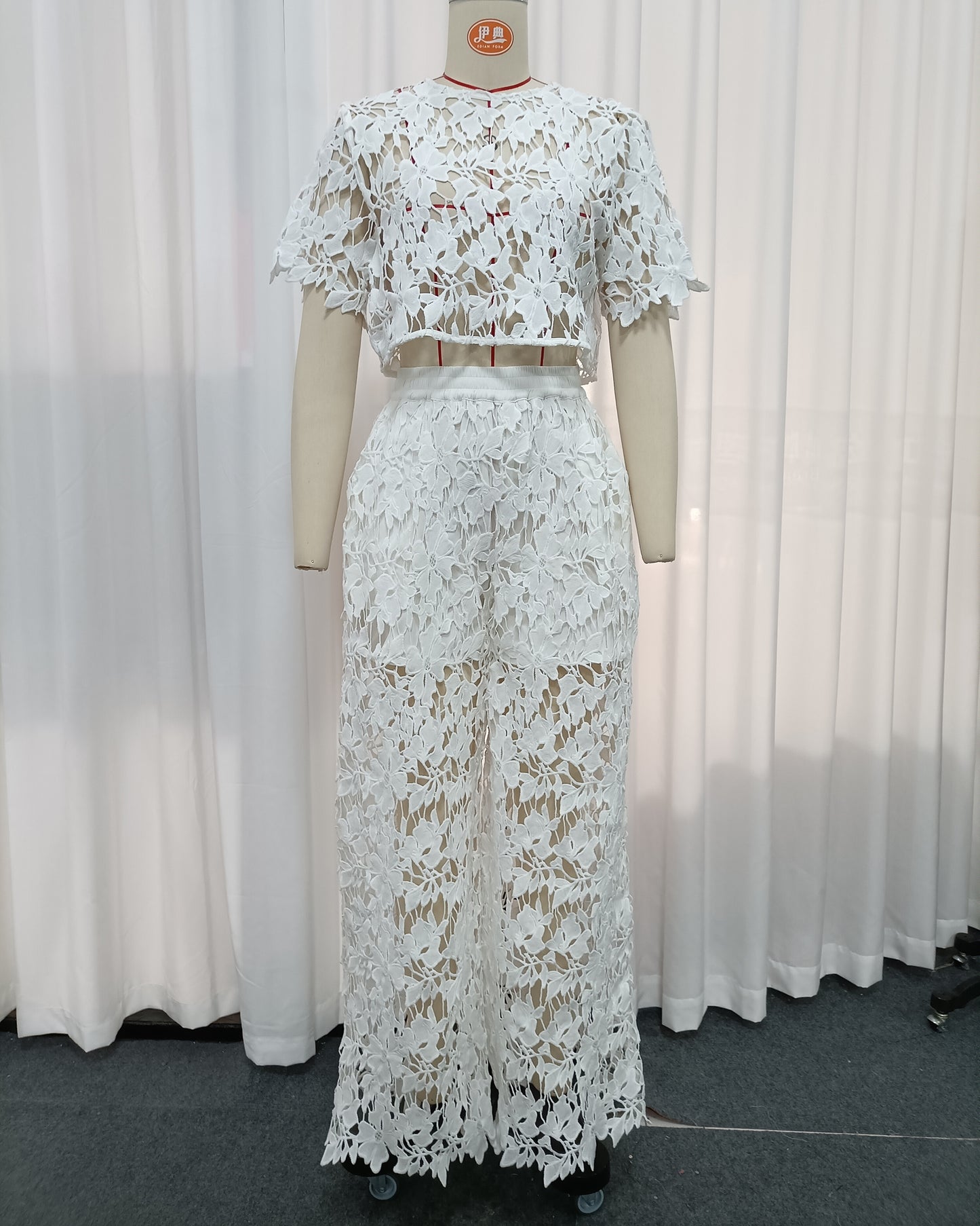White Appliques Lace Two-Piece Set