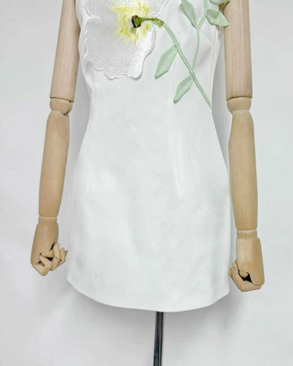 White One-Shoulder Floral Appliqué Mini Dress