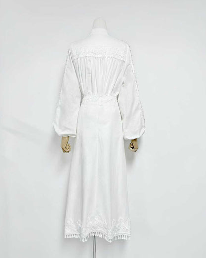 White Stand Collar Lace Tassel 2-Piece Set