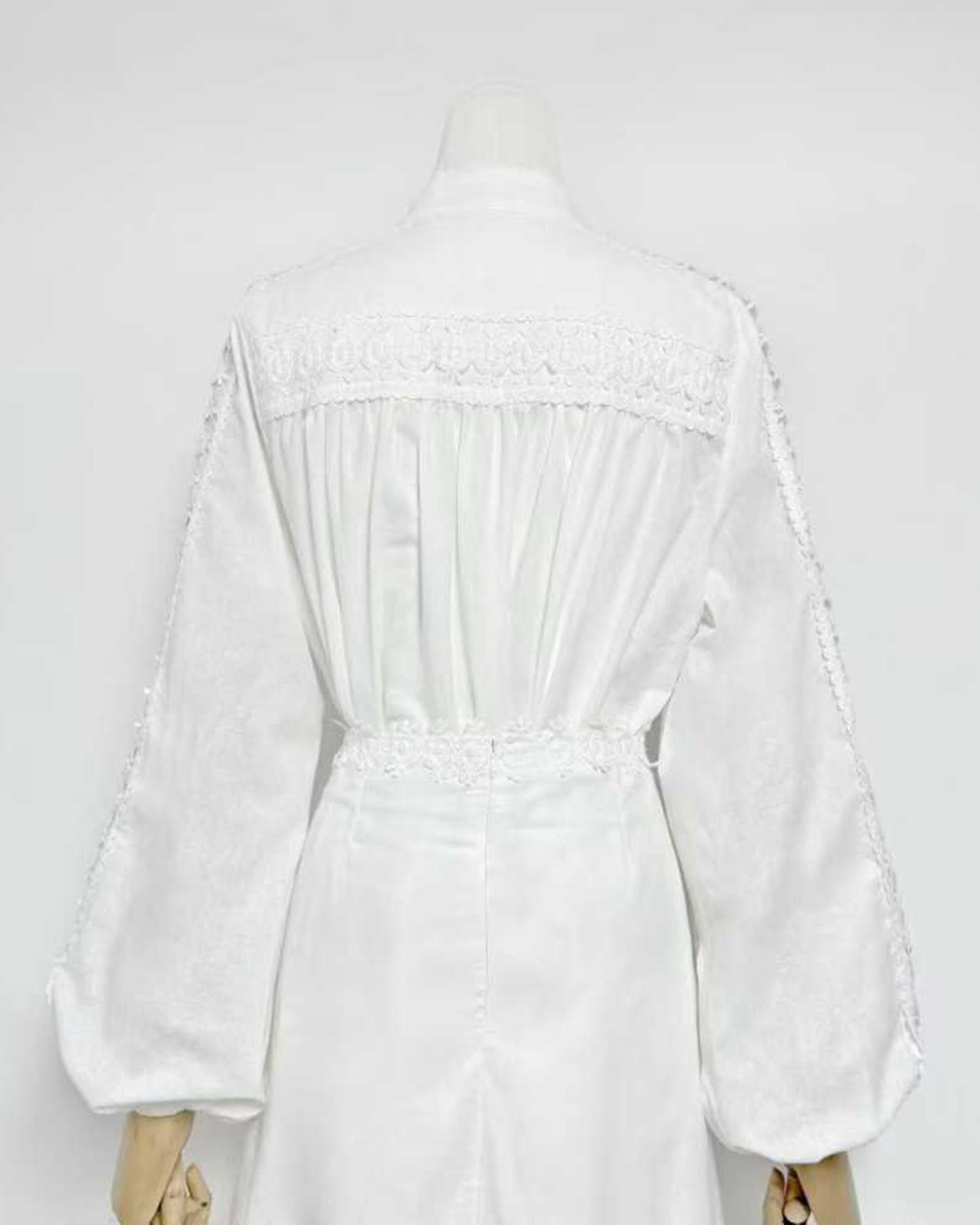 White Stand Collar Lace Tassel 2-Piece Set