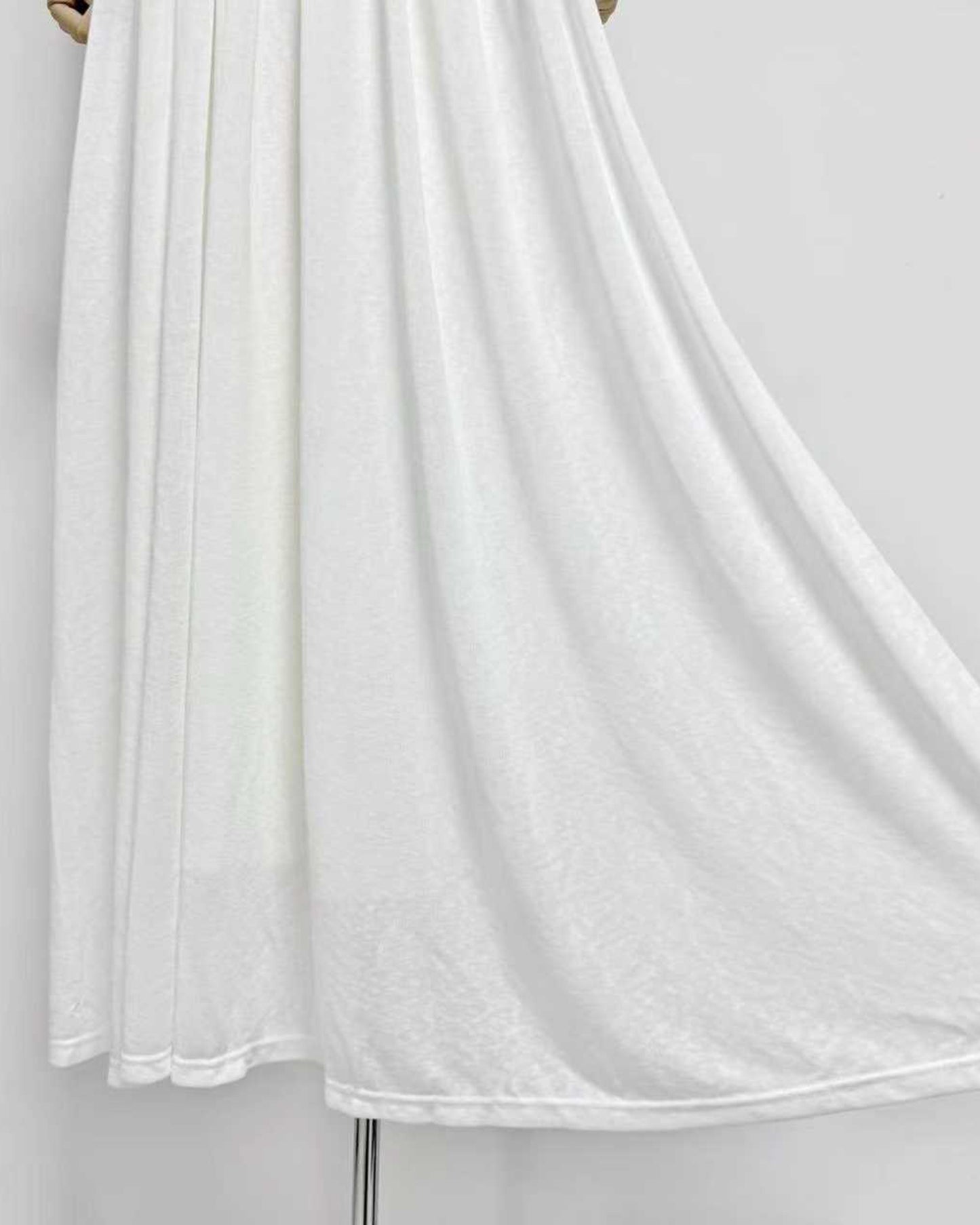 White Stand Collar Metal Buckle Ruched Tunic Maxi Dress
