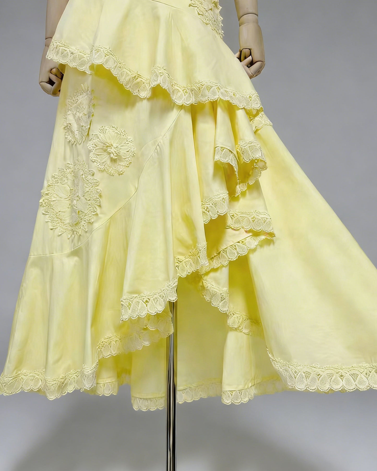 Yellow One-Shoulder Crochet Ruffle Two-Piece Set