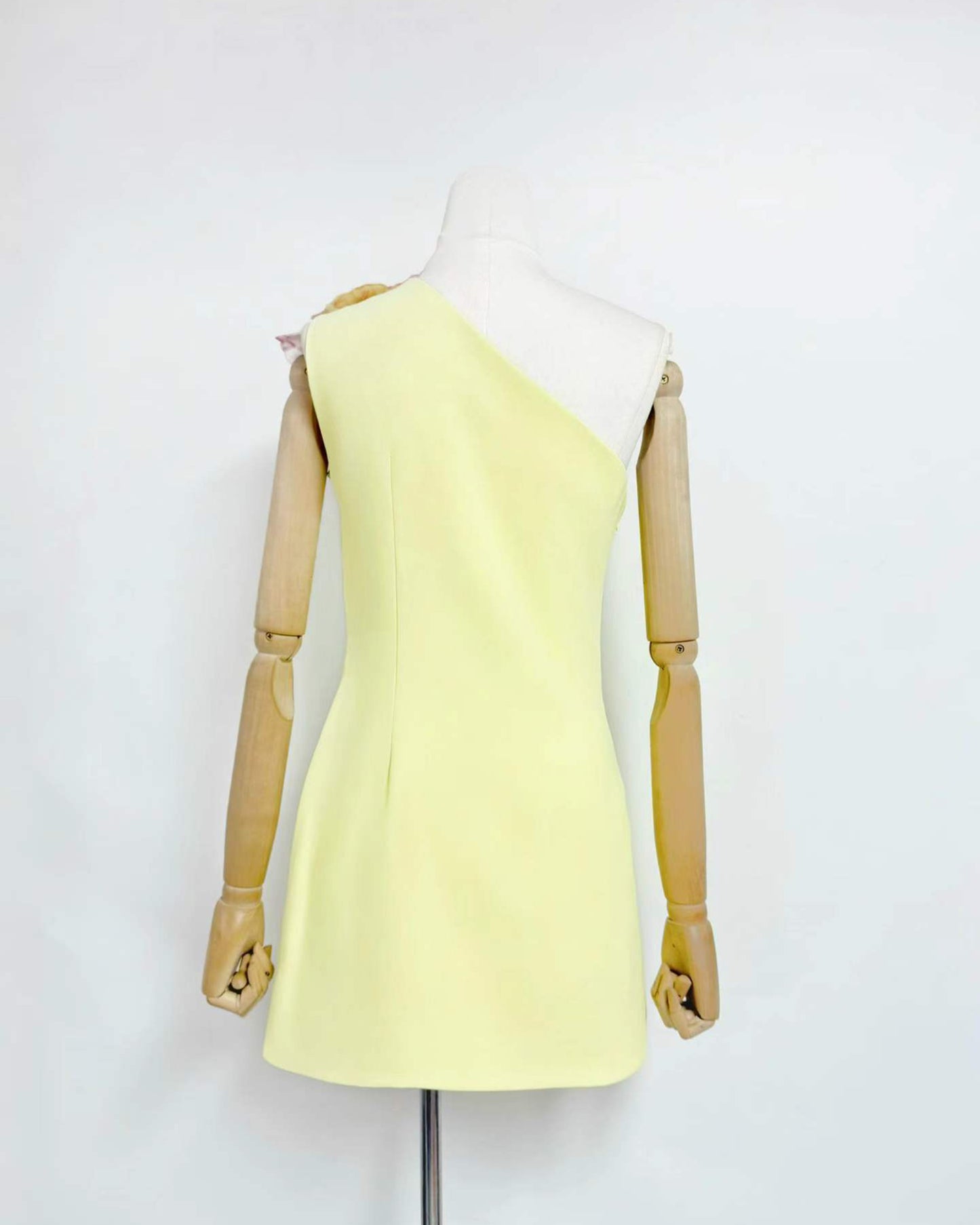 Yellow One-Shoulder Floral Appliqué Mini Dress