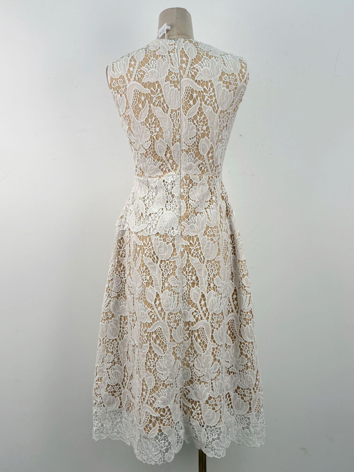 Patchwork Lace Sleeveless Midi Dress