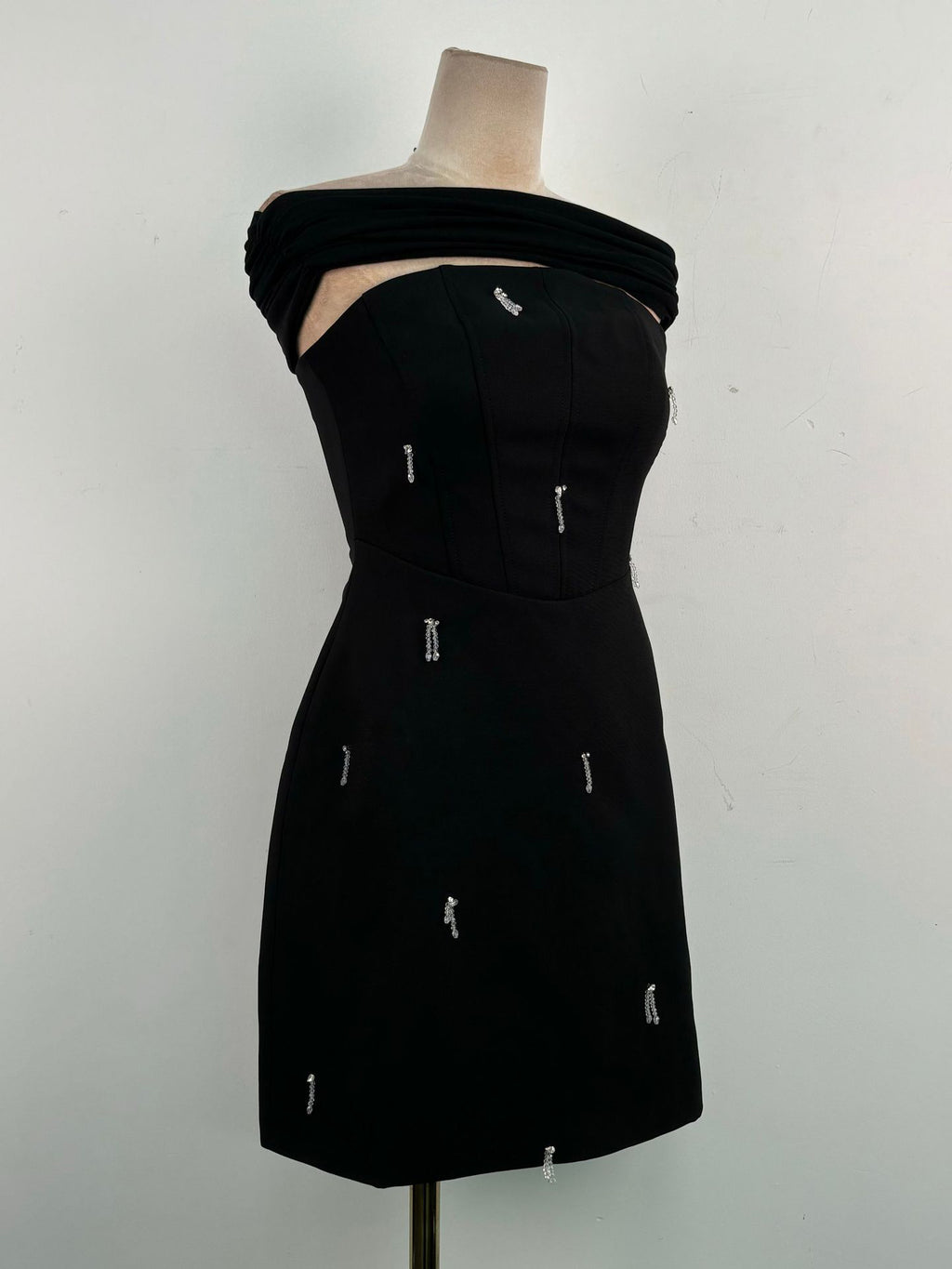 Off Shoulder Solid Short Dress