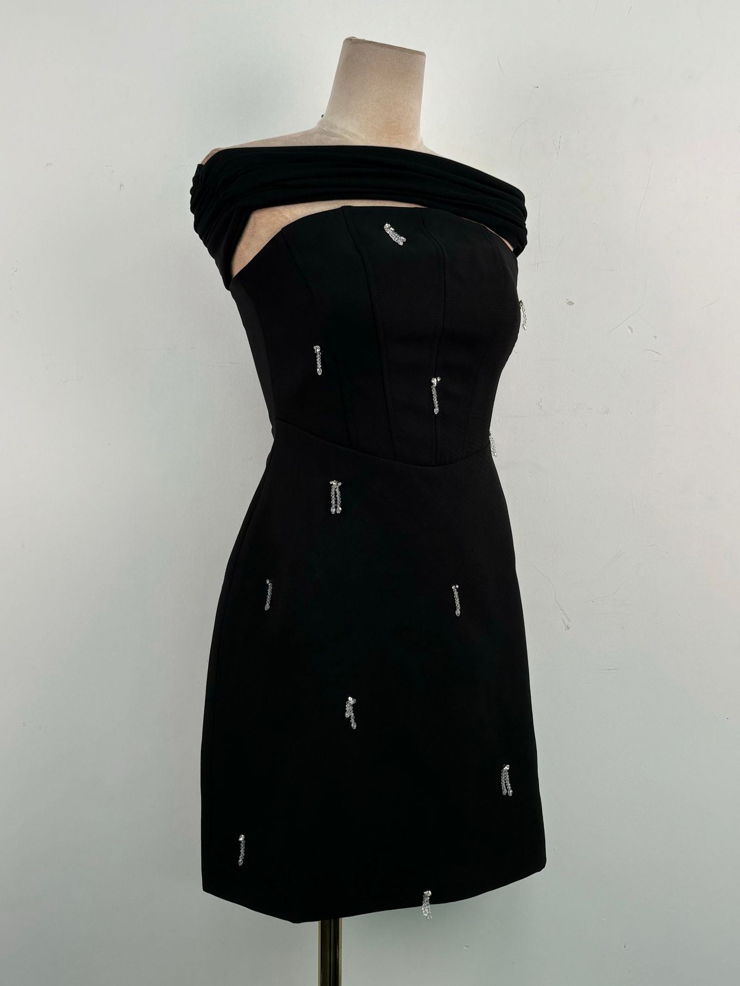 Off Shoulder Solid Short Dress