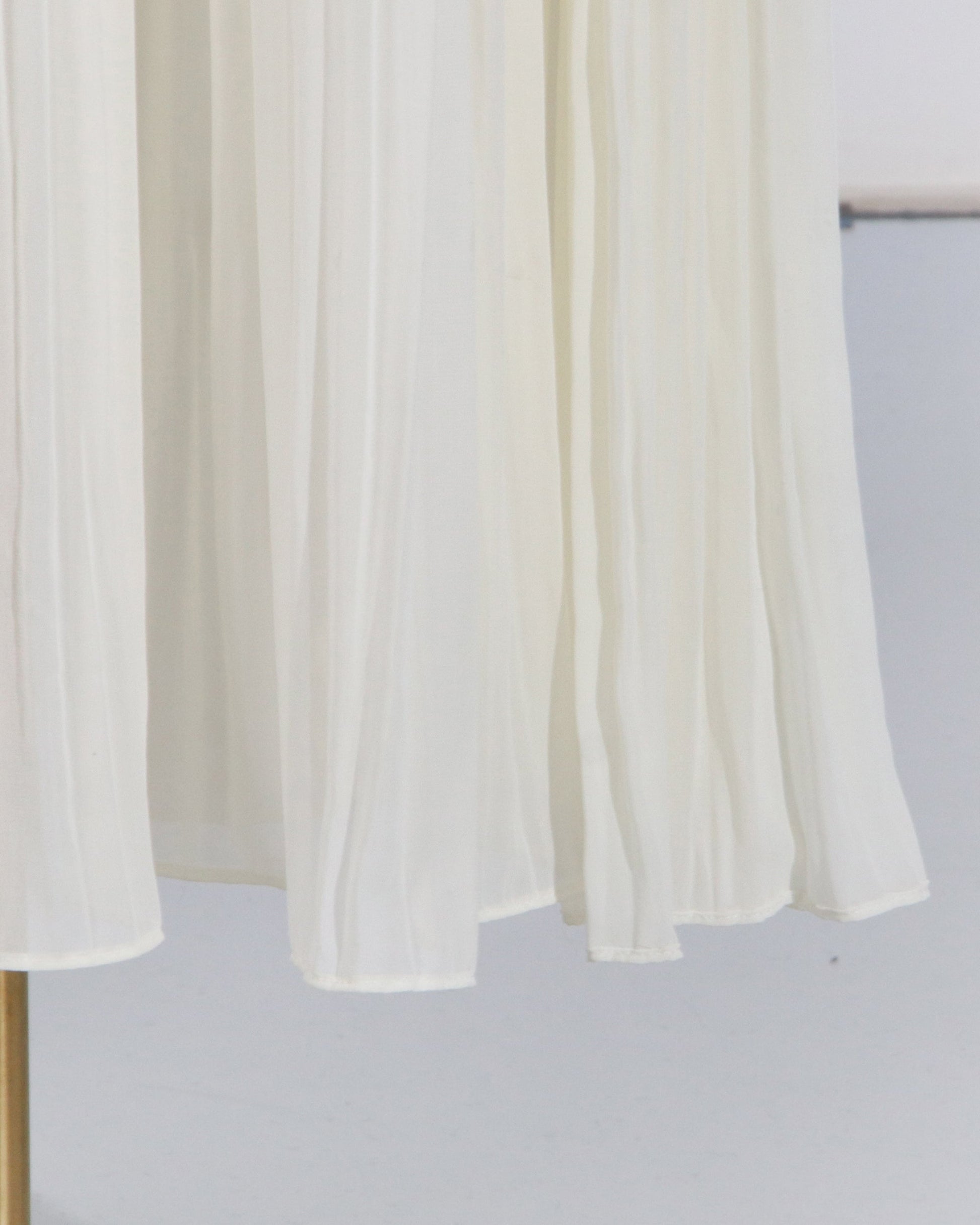 Beige Off - Shoulder Pleated Floral Maxi Dress - SISPELL