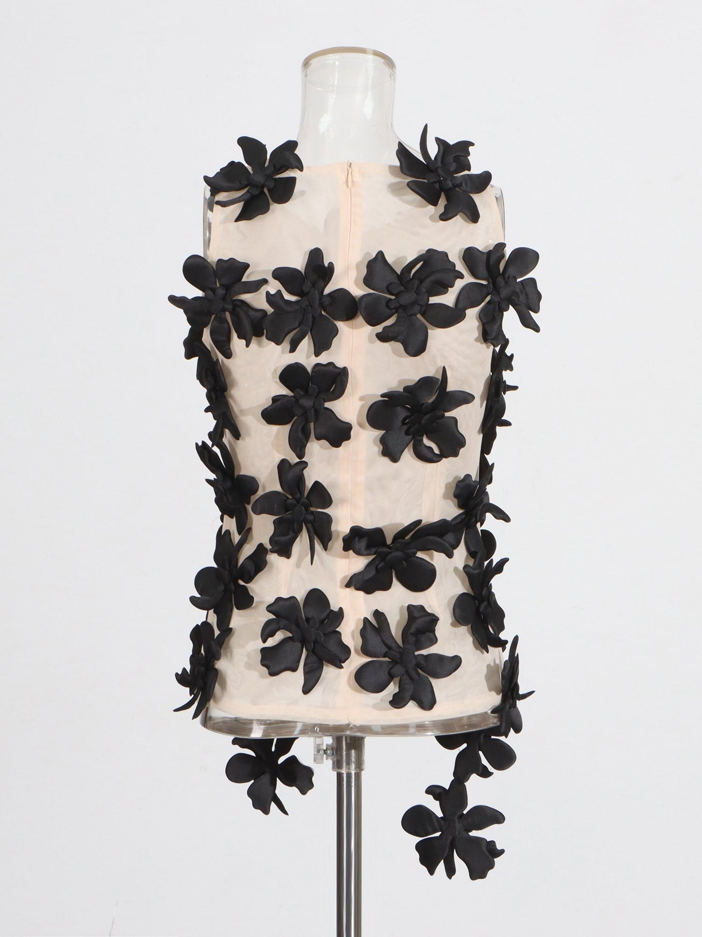 Black 3D Floral Appliqué Sleeveless Top - SISPELL