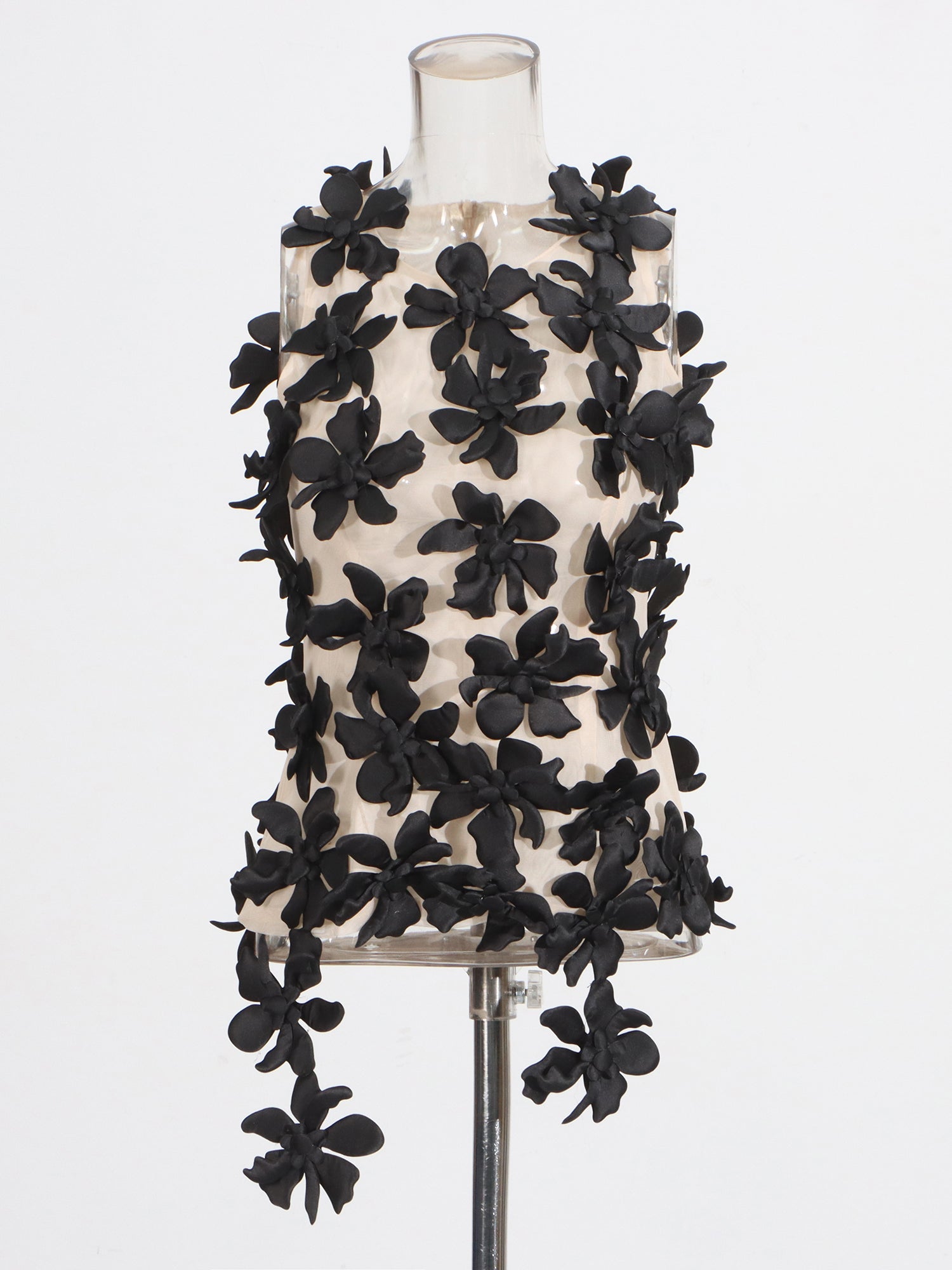 Black 3D Floral Appliqué Sleeveless Top - SISPELL