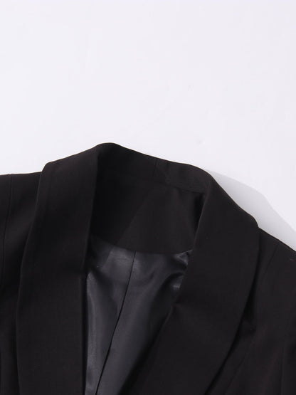 Black Cropped Blazer with Beaded Fringe - SISPELL