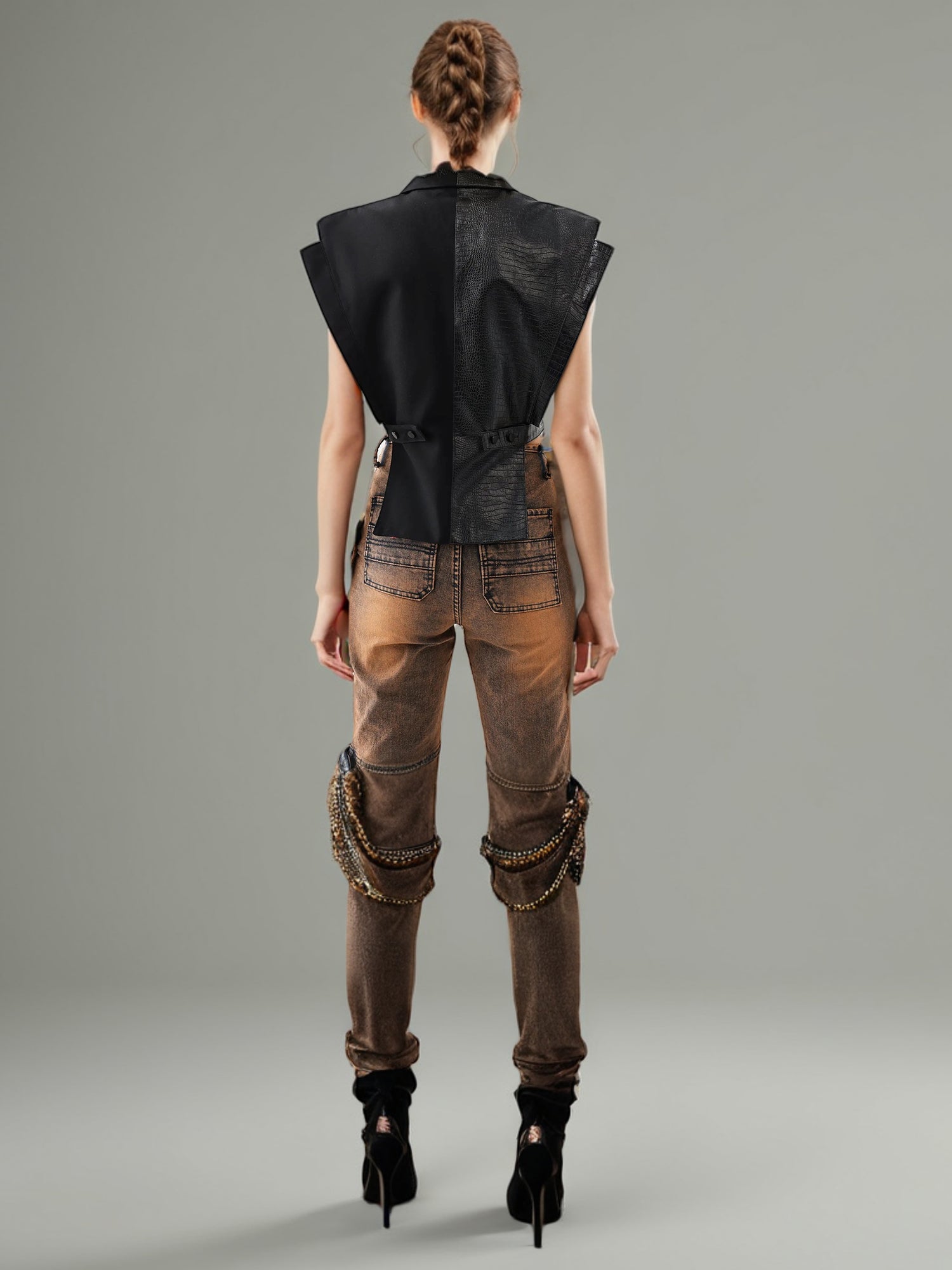 Black Faux Leather Crocodile Pattern Sleeveless Vest - SISPELL