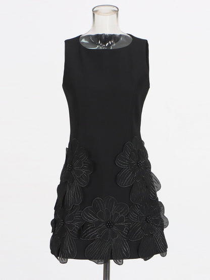 Black Floral Appliqué Sleeveless Mini Dress - SISPELL