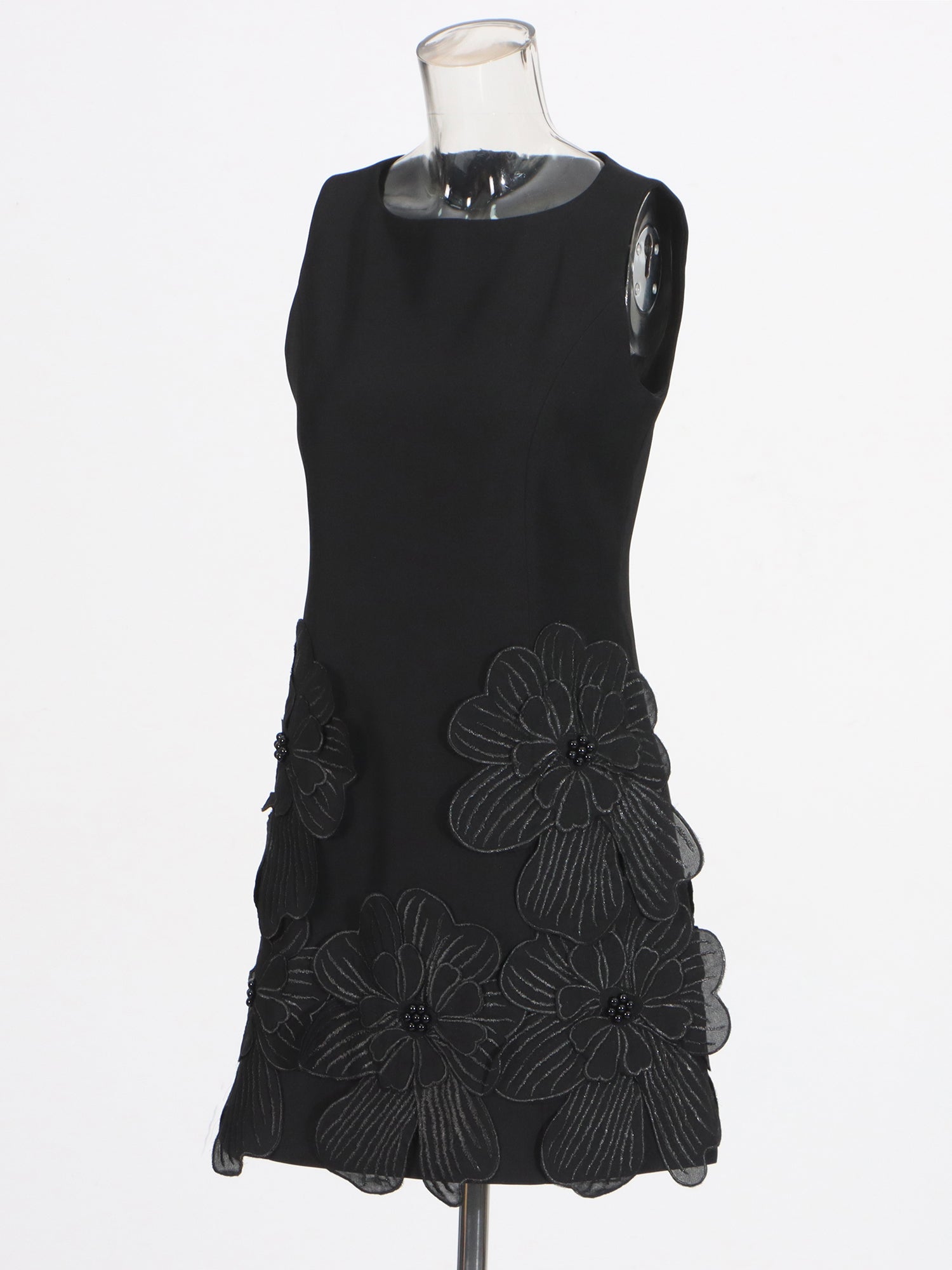 Black Floral Appliqué Sleeveless Mini Dress - SISPELL