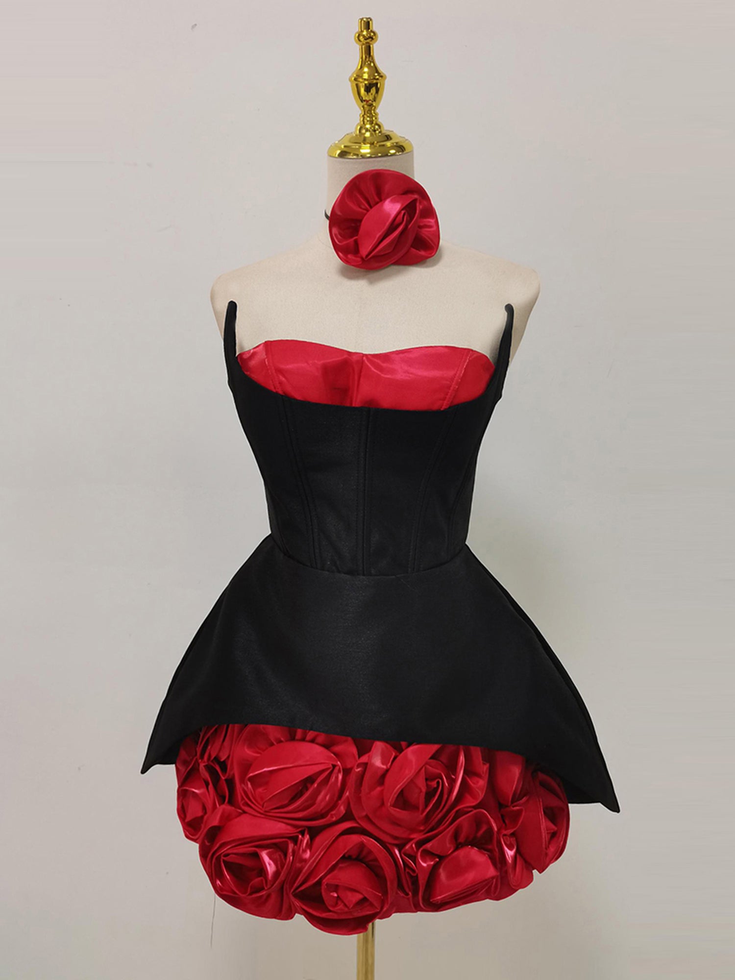 Black & Red Rose Appliqué Strapless Mini Dress - SISPELL
