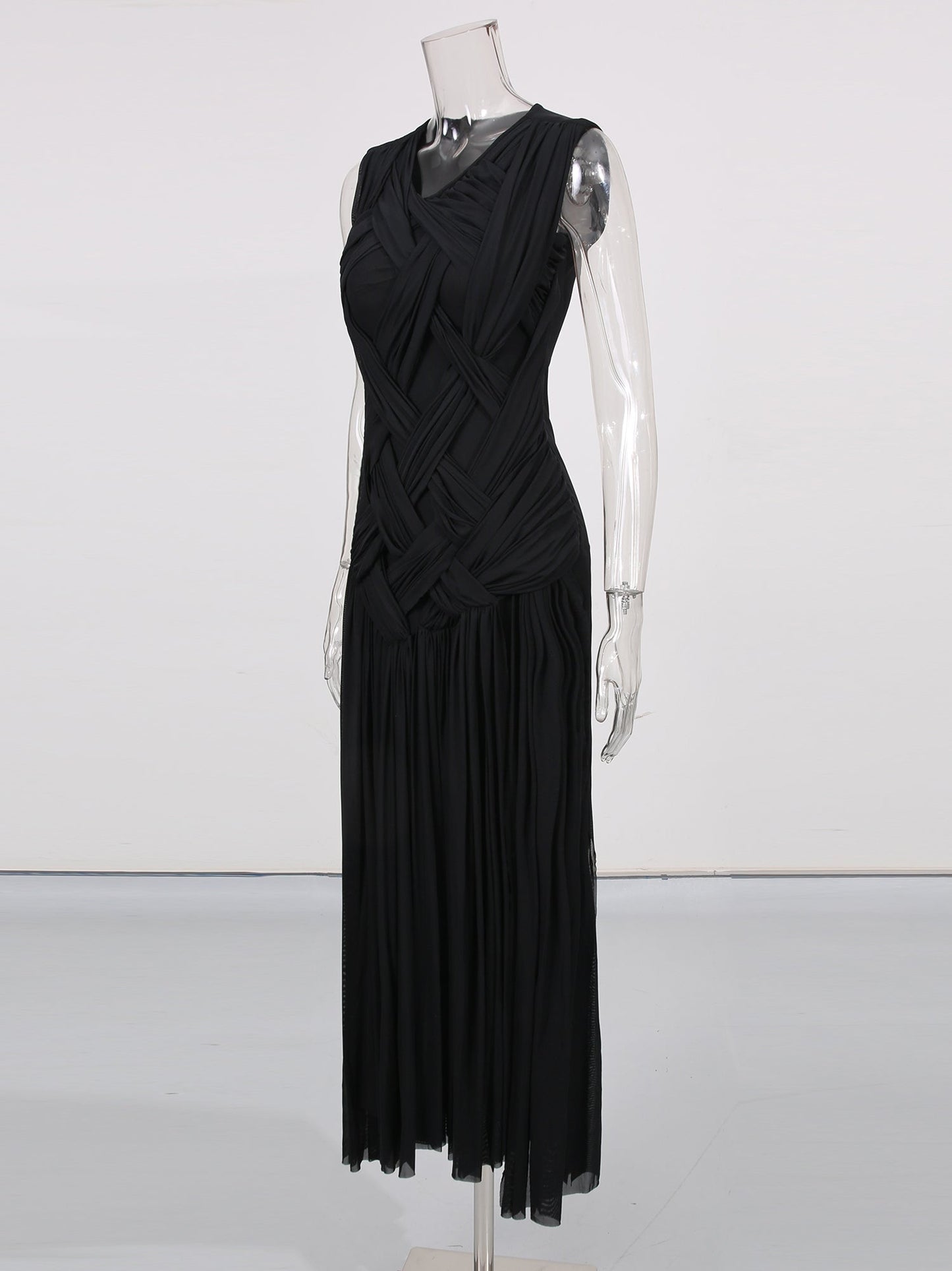 Black Sleeveless Knotted Ruched Maxi Dress - SISPELL