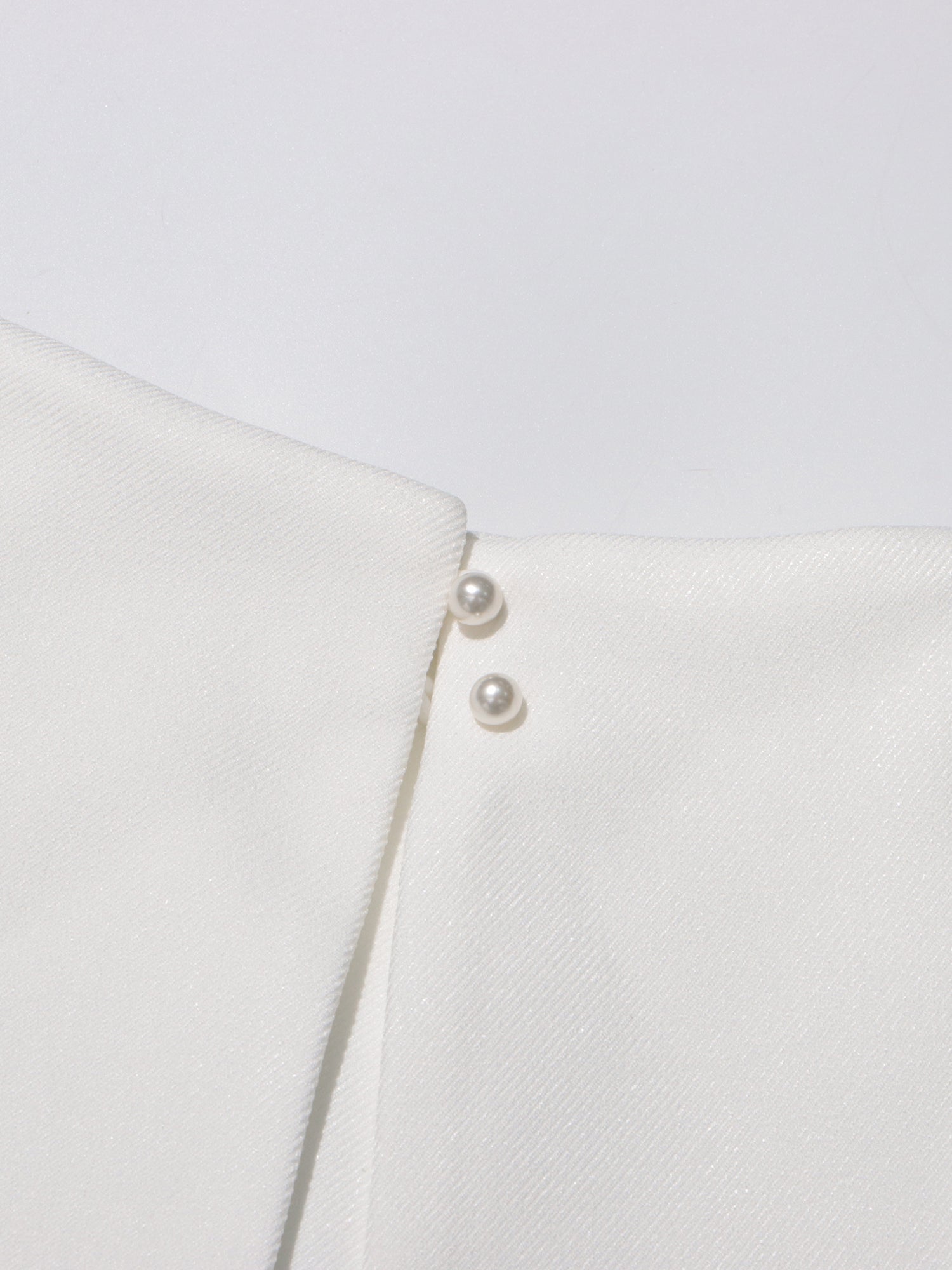 Black & White Puff Sleeve Asymmetric Midi Dress - SISPELL