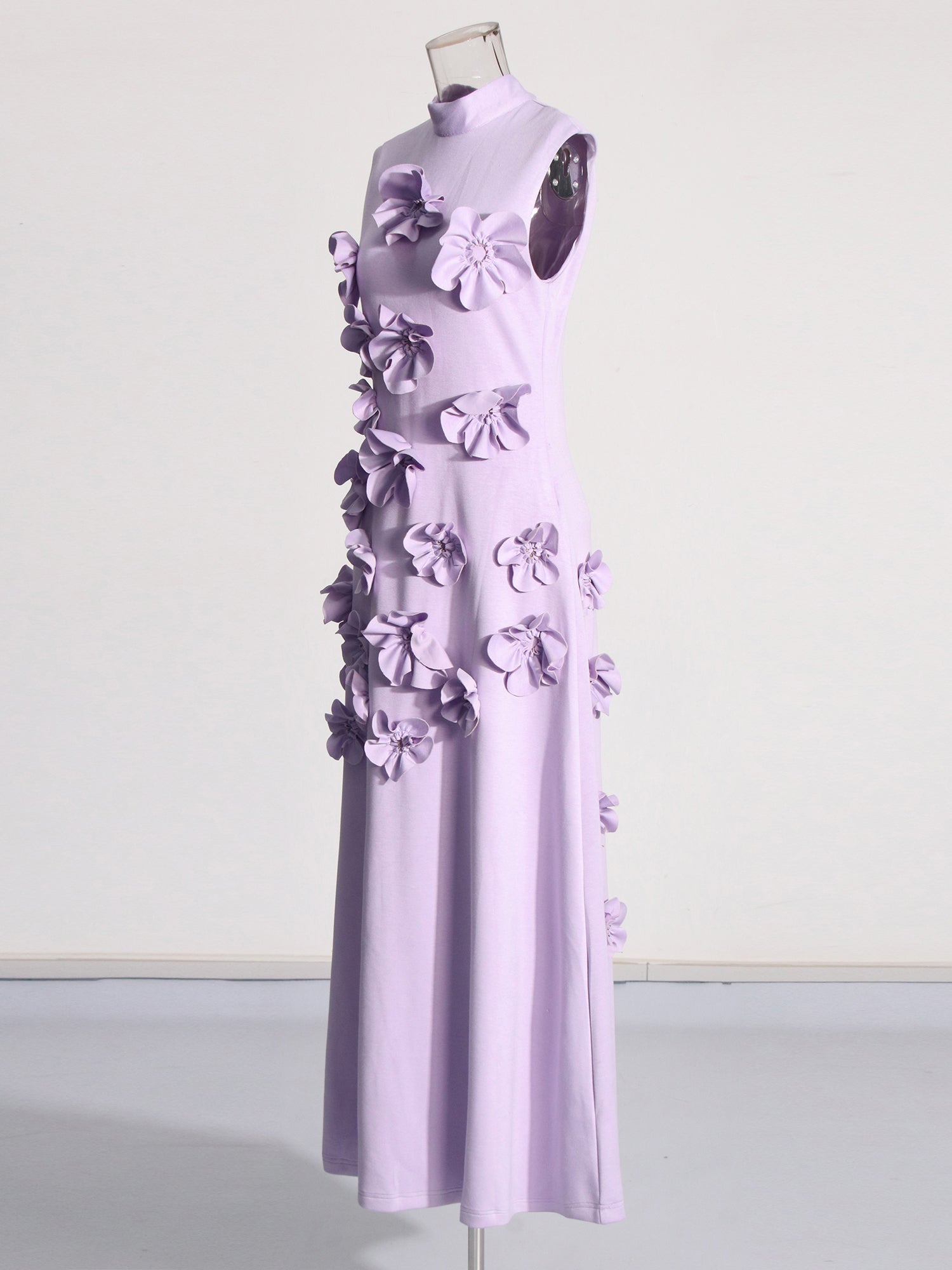 Elegant Lavender Maxi Dress with 3D Floral Appliqués - SISPELL