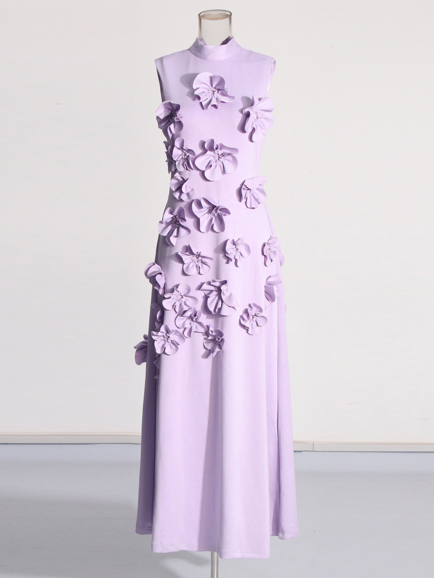 Elegant Lavender Maxi Dress with 3D Floral Appliqués - SISPELL